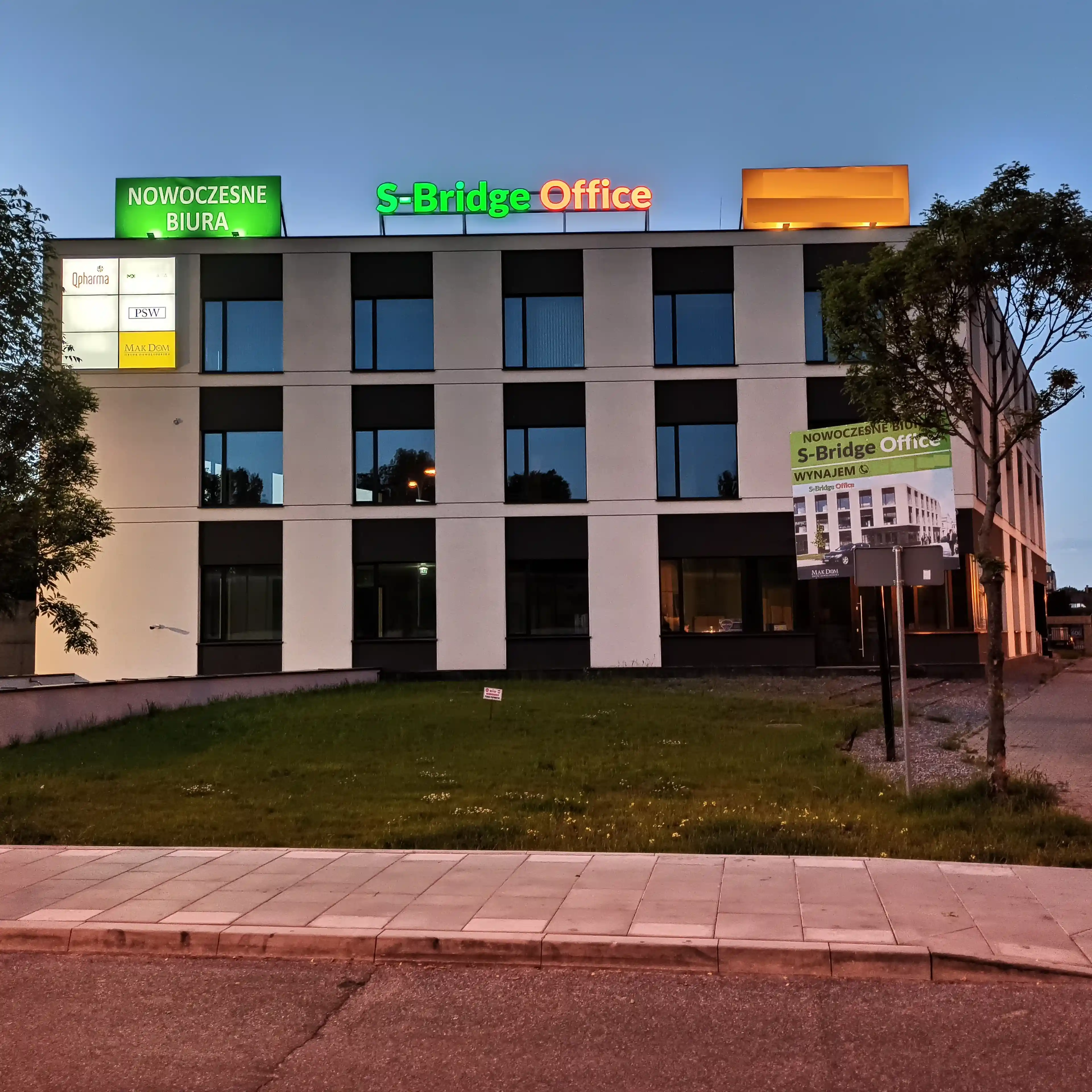 S-Bridge Office Park A1, Wał Miedzeszyński 606/608, Warsaw, Wawer