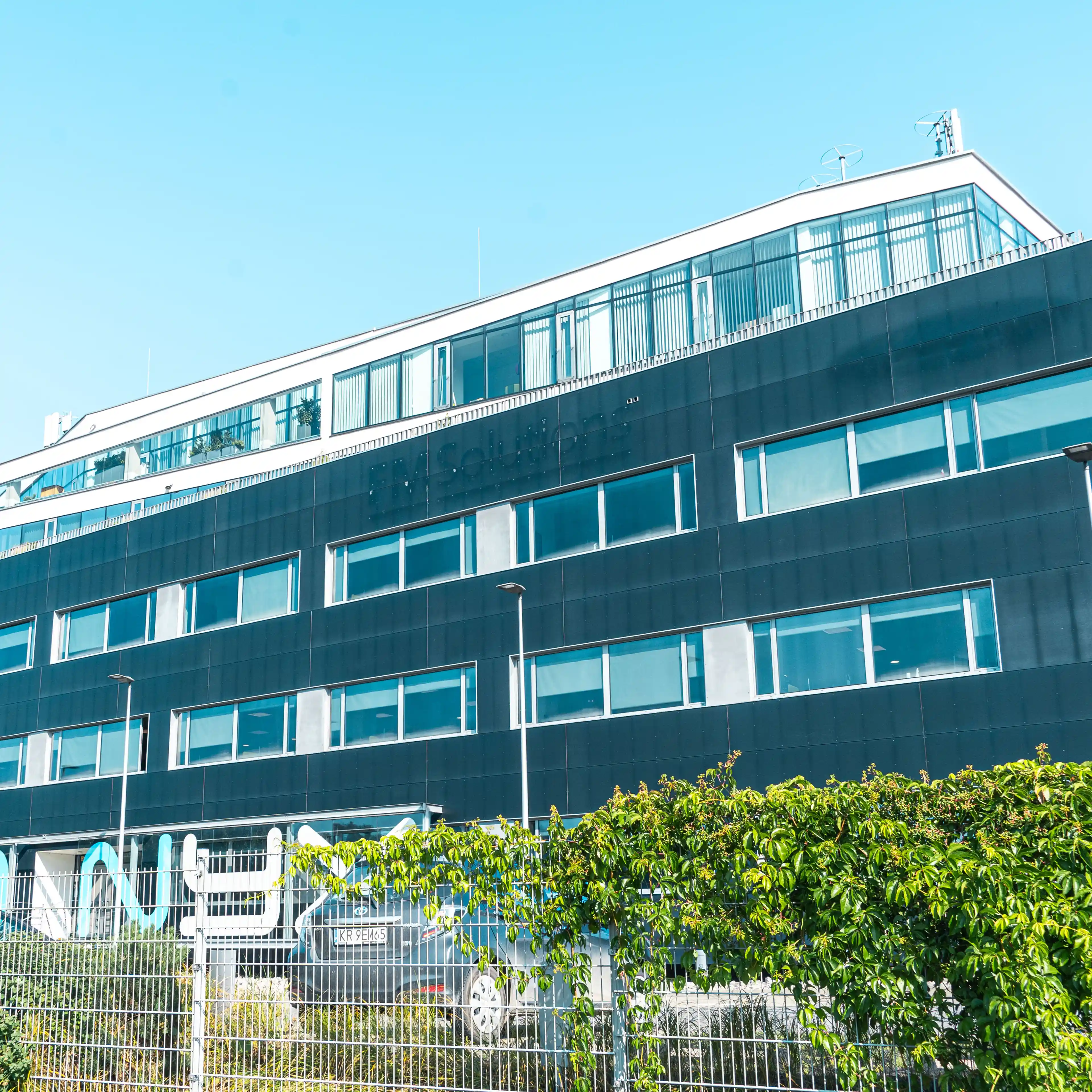 Onyx, Powstańców Śląskich 26, Kraków, Południe