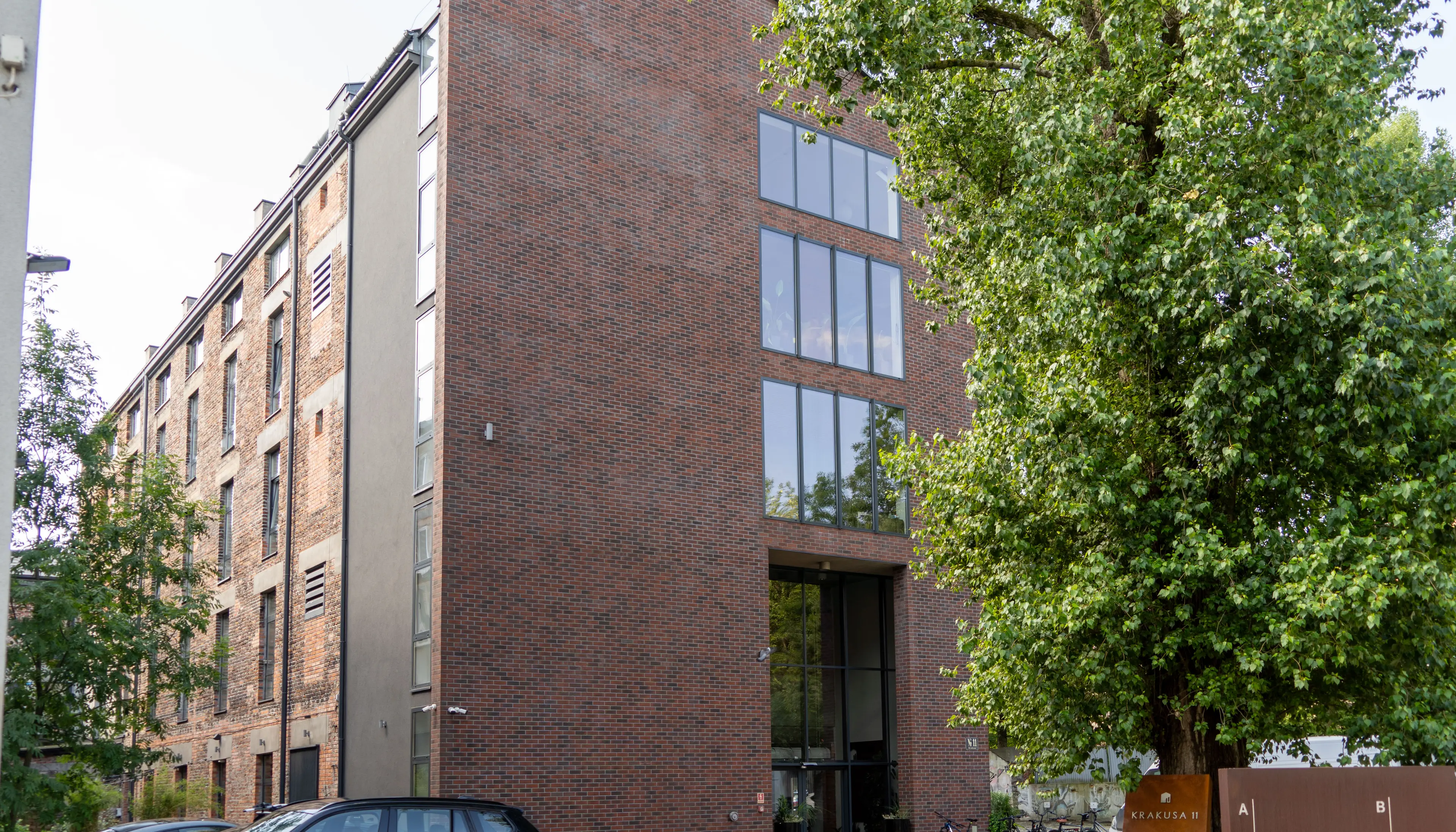 Krakusa 11, Krakusa 11, Kraków, Południe