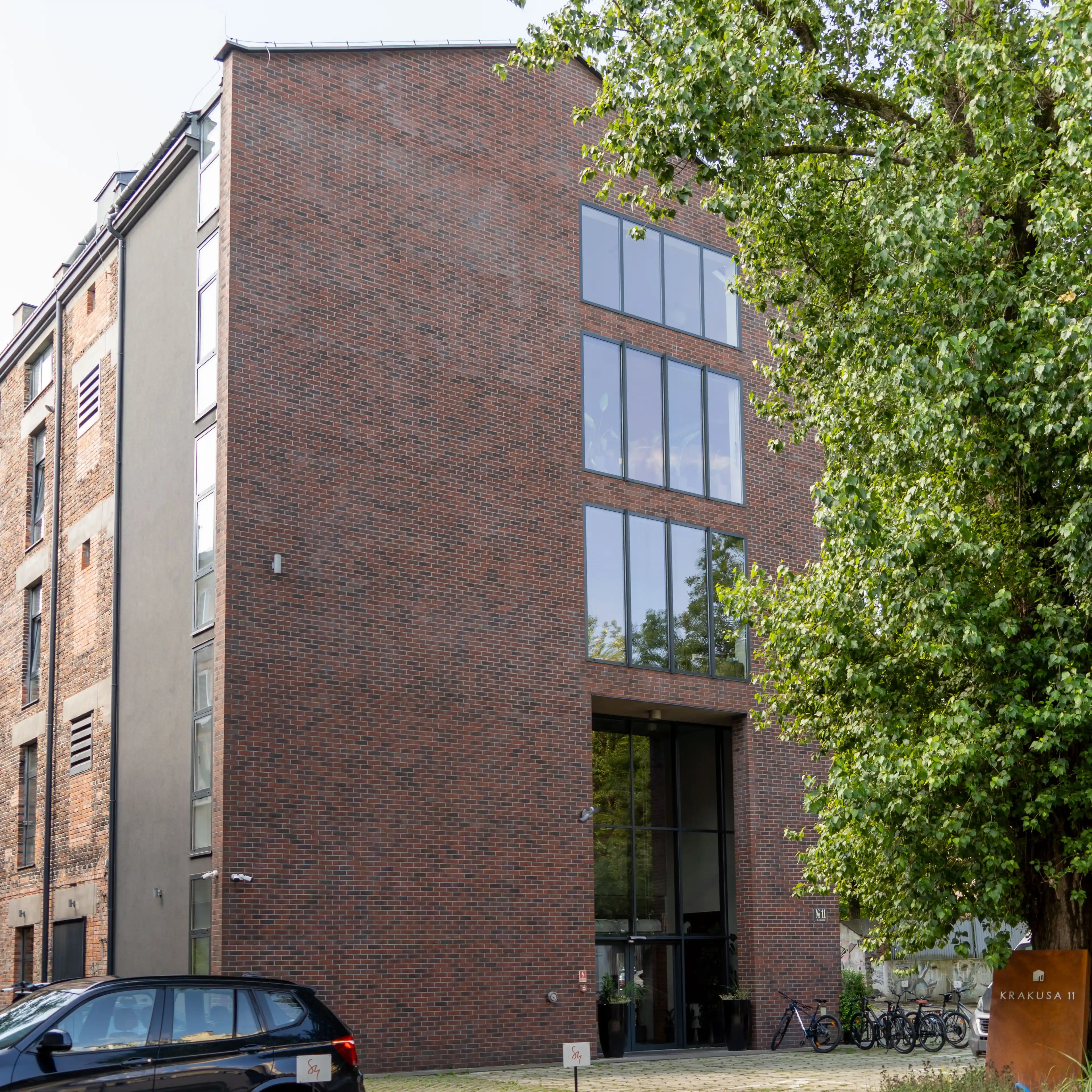 Krakusa 11, Krakusa 11, Krakow, Południe