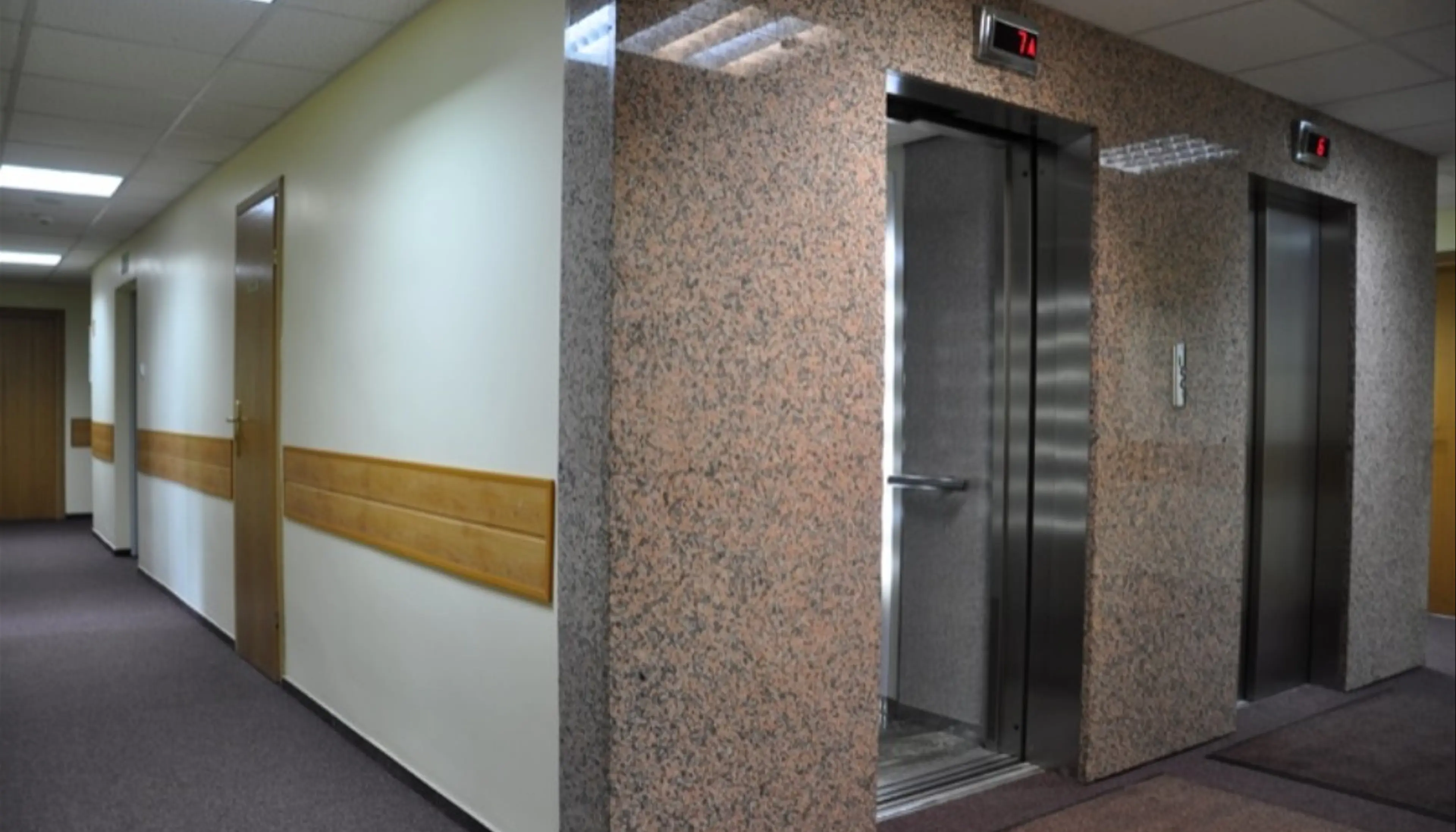 AMEW Invest, Al. Jana Pawła II 11, Warsaw, Wola