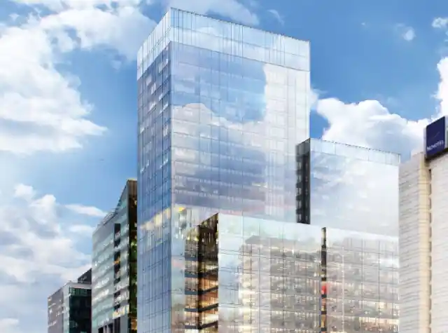 Wieżowiec Silver ze szklaną elewacją