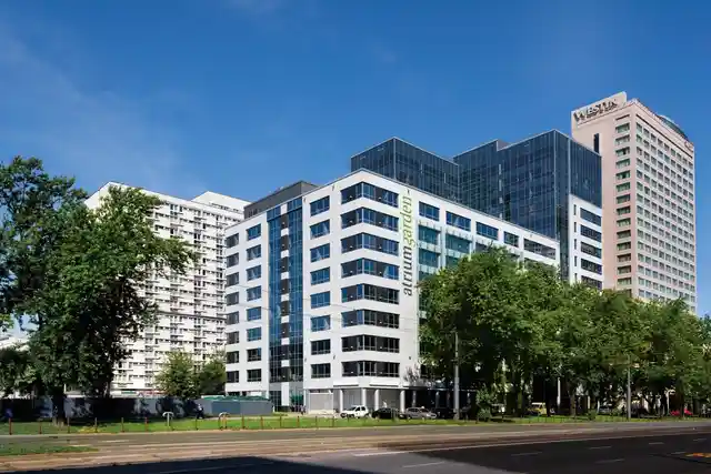 Atrium Garden / Deloitte House, Al. Jana Pawła II 19, Warsaw, Centrum