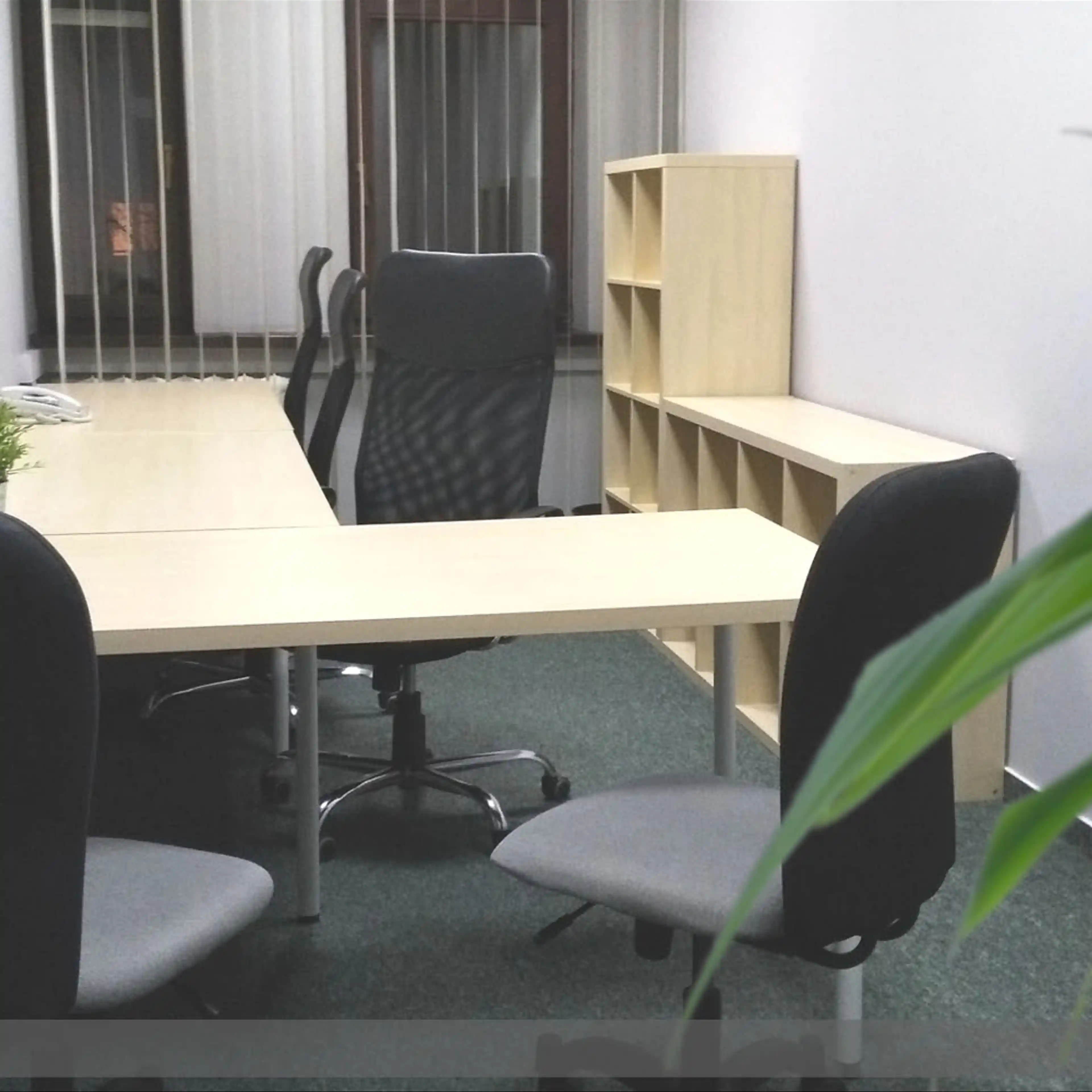 Twarda 44 - Biura serwisowane, Twarda 44, Warszawa, Centrum