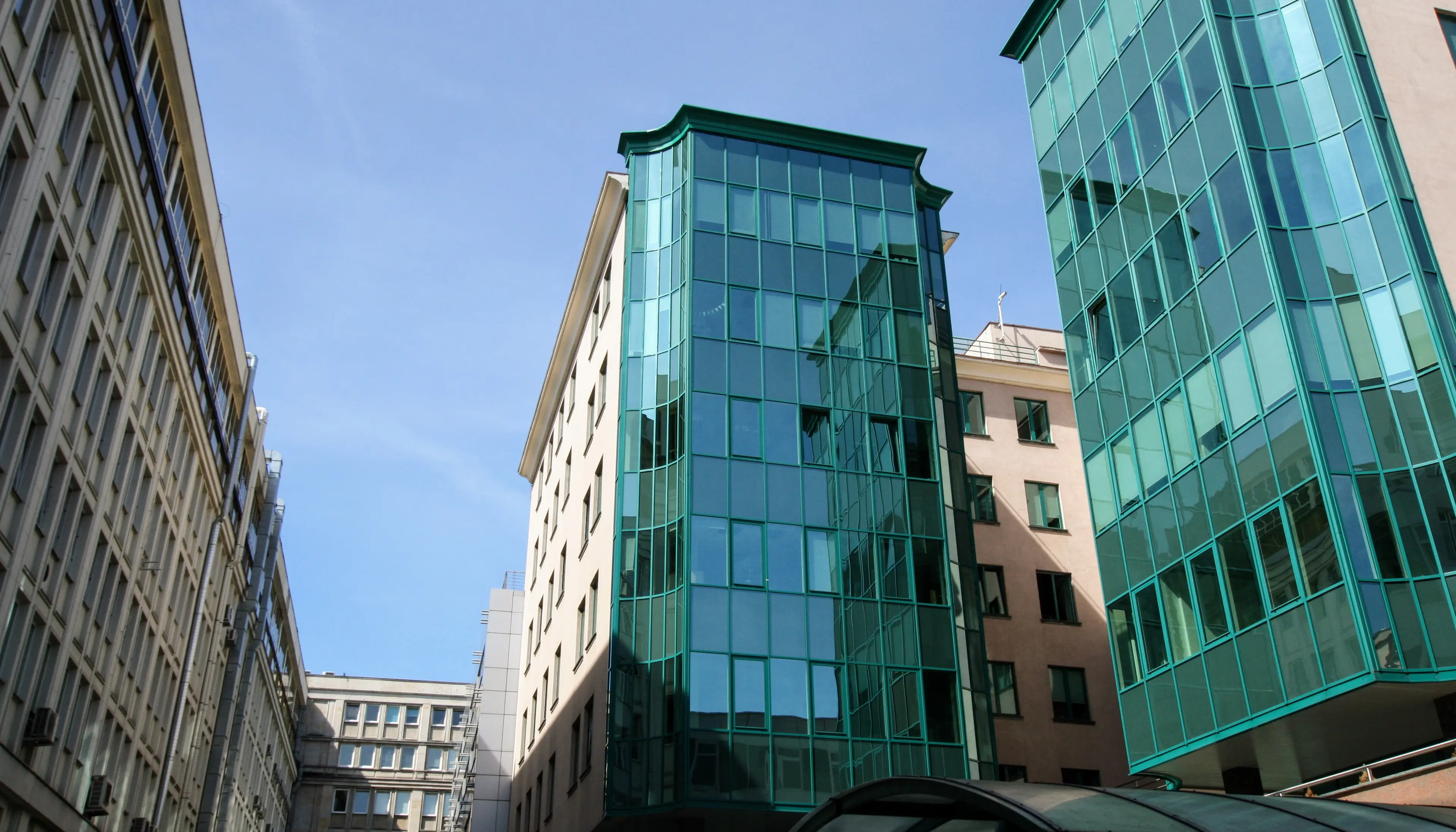 Bliski Centrum, Żurawia 8, Warsaw, Centrum
