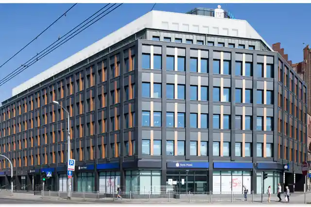 Brama Portowa II, Niepodległości 44, Szczecin, Śródmieście