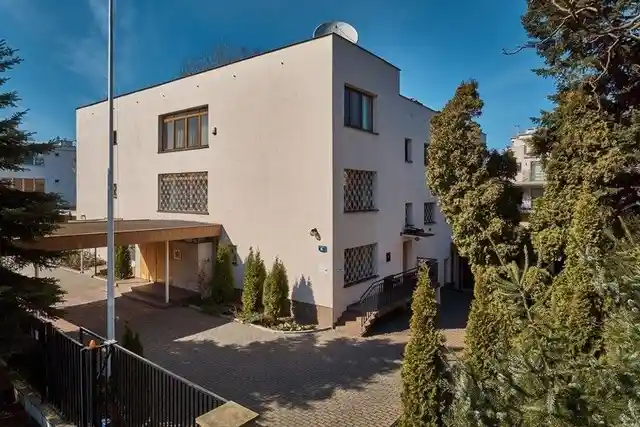 Berneńska 6, Berneńska 6, Warszawa, Praga