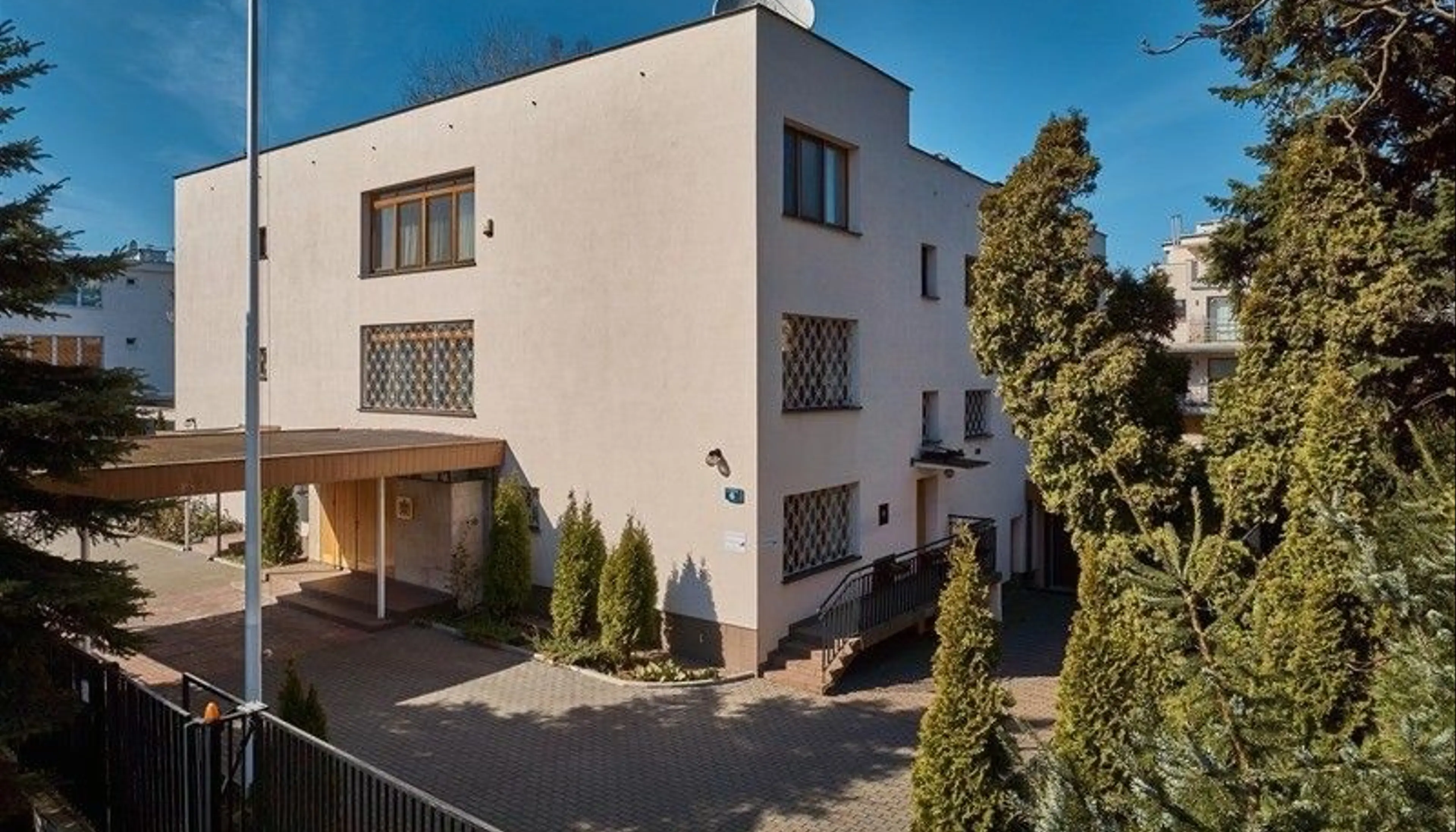 Berneńska 6, Berneńska 6, Warsaw, Praga