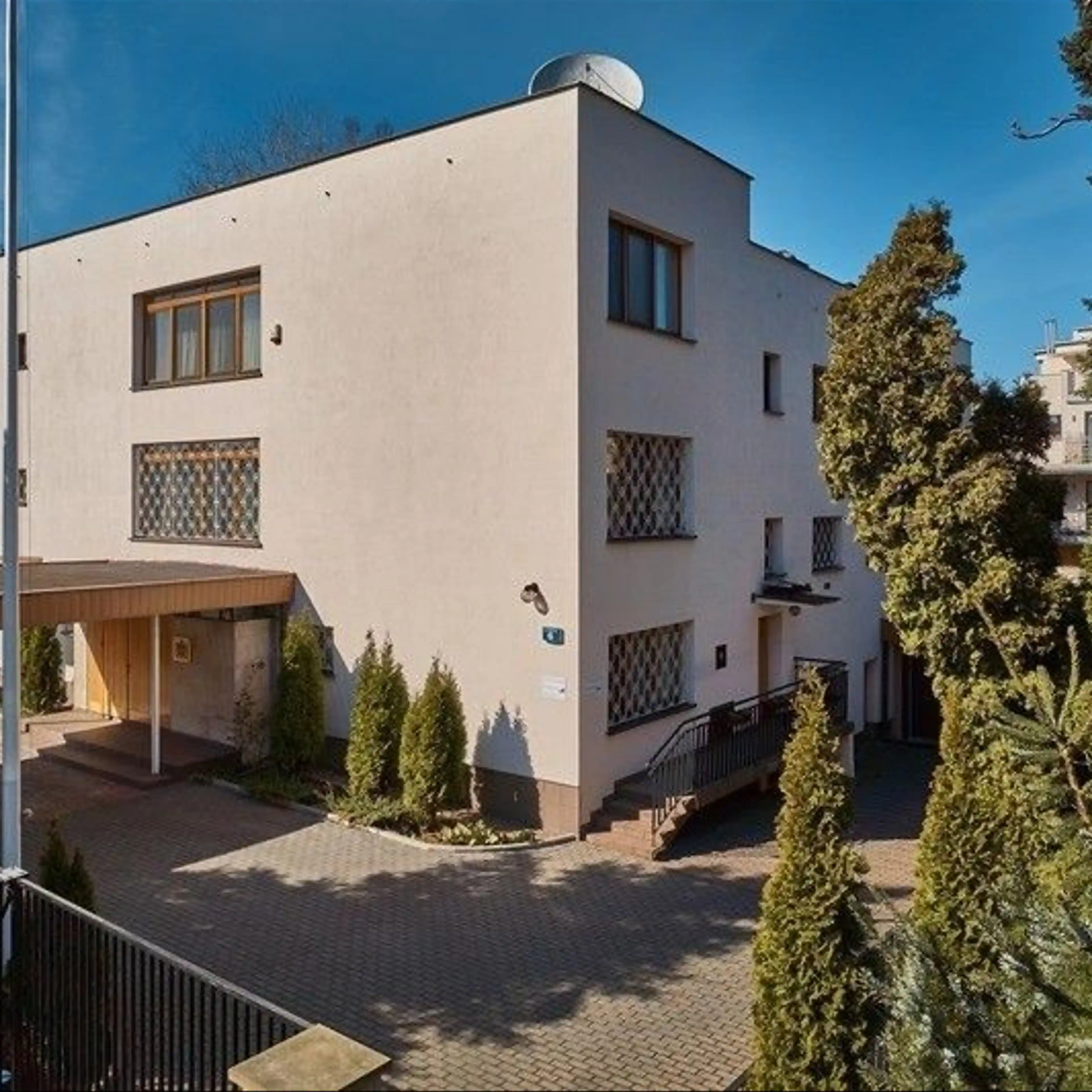 Berneńska 6, Berneńska 6, Warszawa, Praga