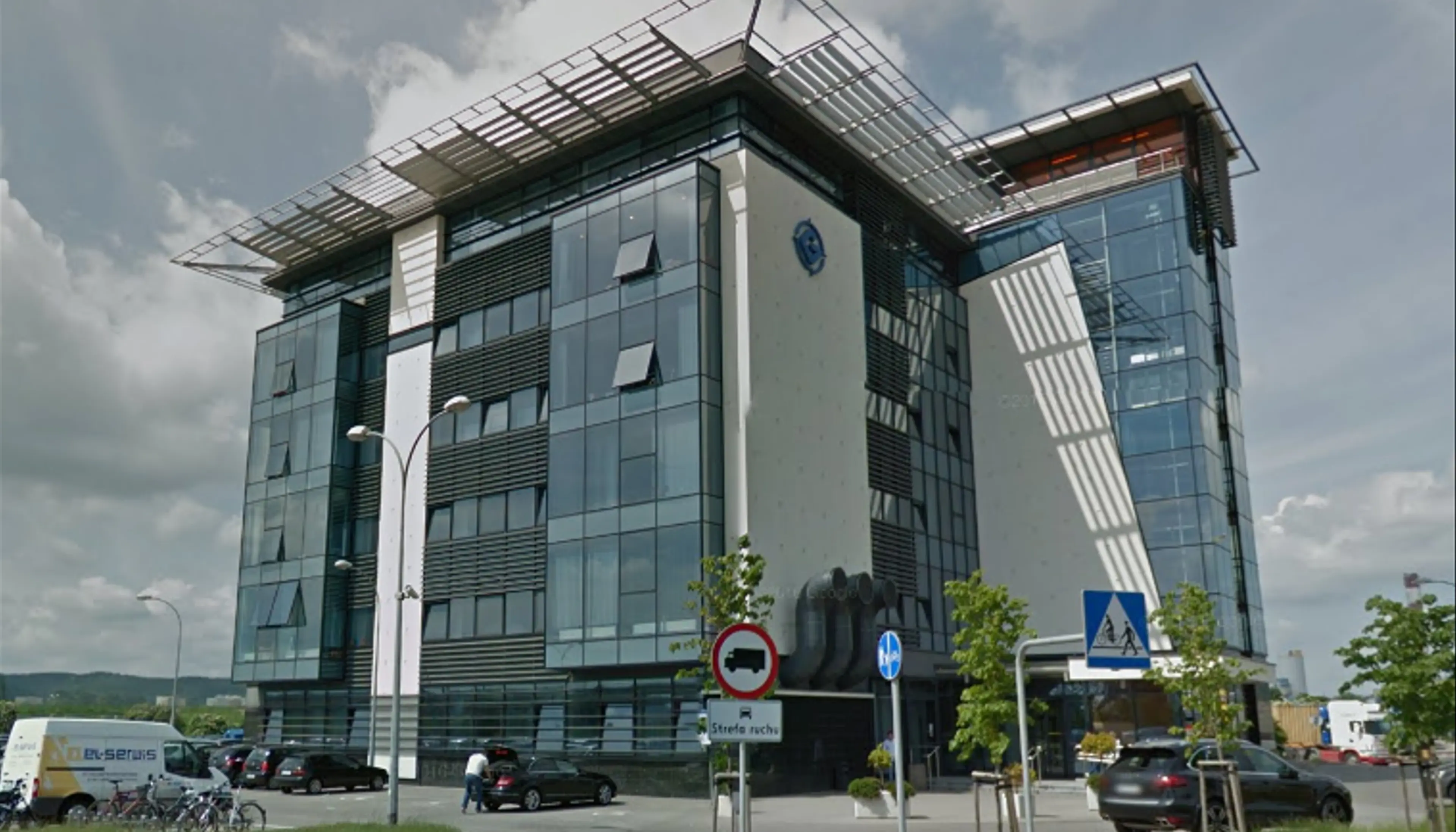 Biurowiec Zarządu Morskiego Portu Gdynia, Janka Wiśniewskiego 31, Gdynia, Leszczynki