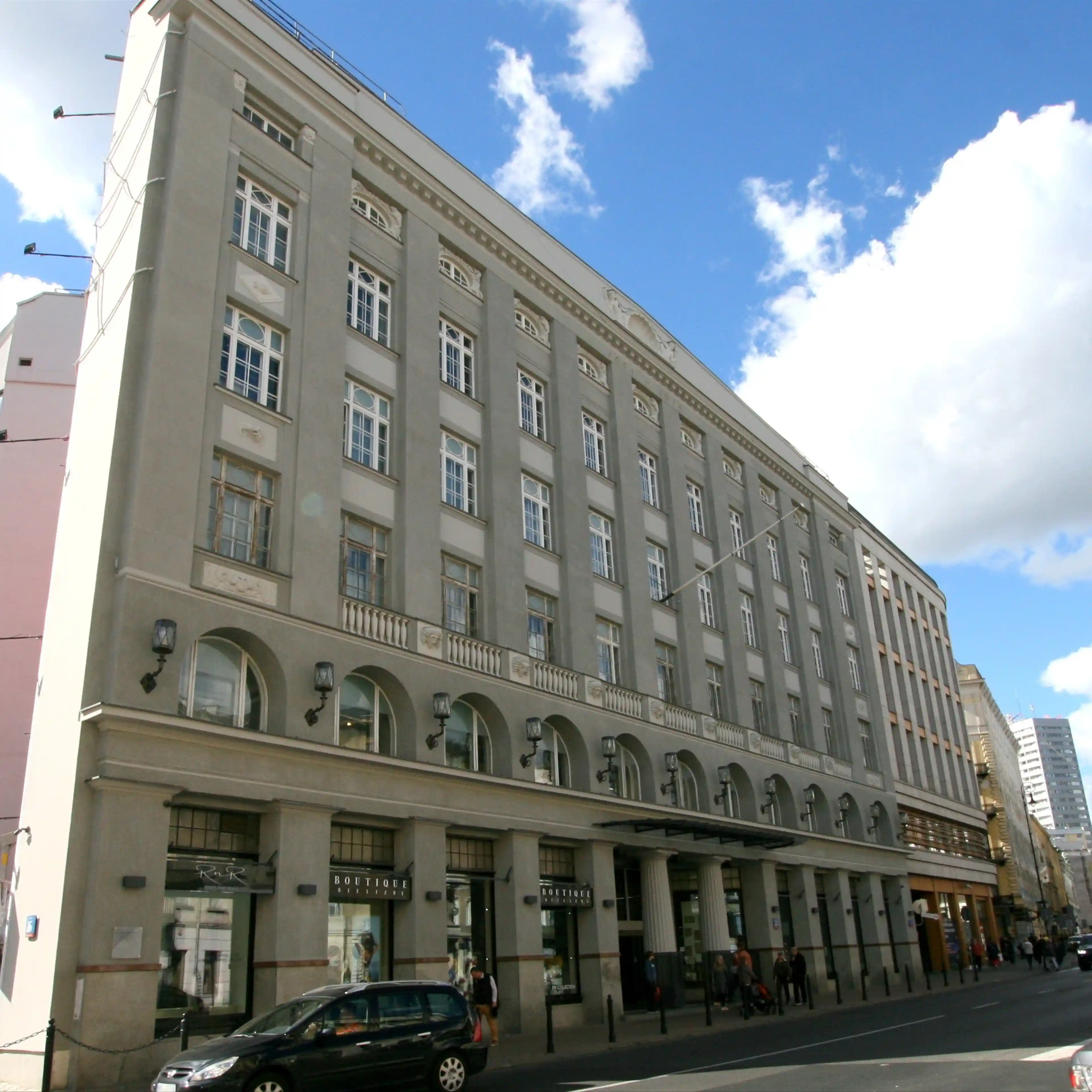 Dom Towarowy Braci Jabłkowskich, Bracka 25, Warsaw, Centrum