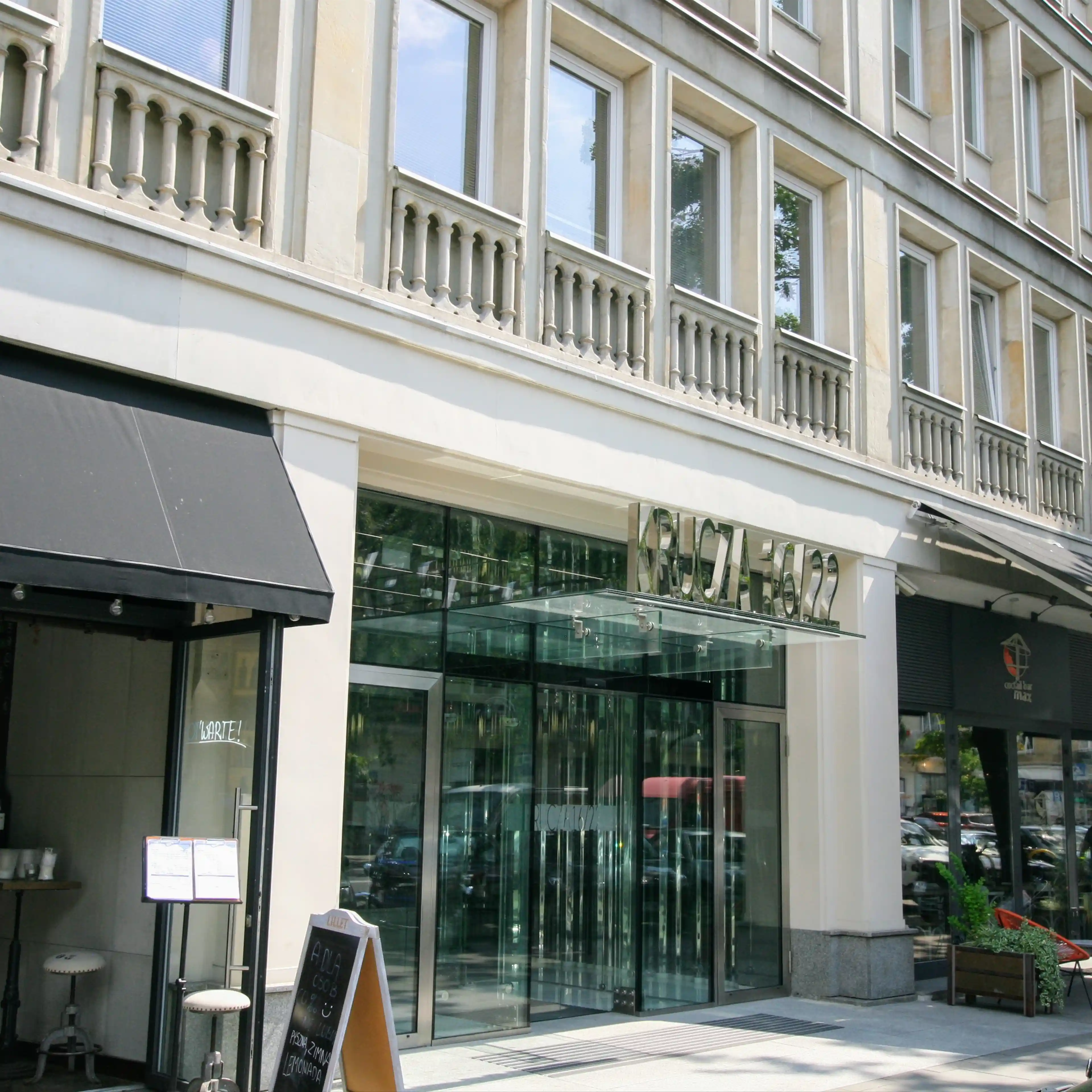 Centrum Biurowe Krucza, Krucza 16/22, Warszawa, Centrum