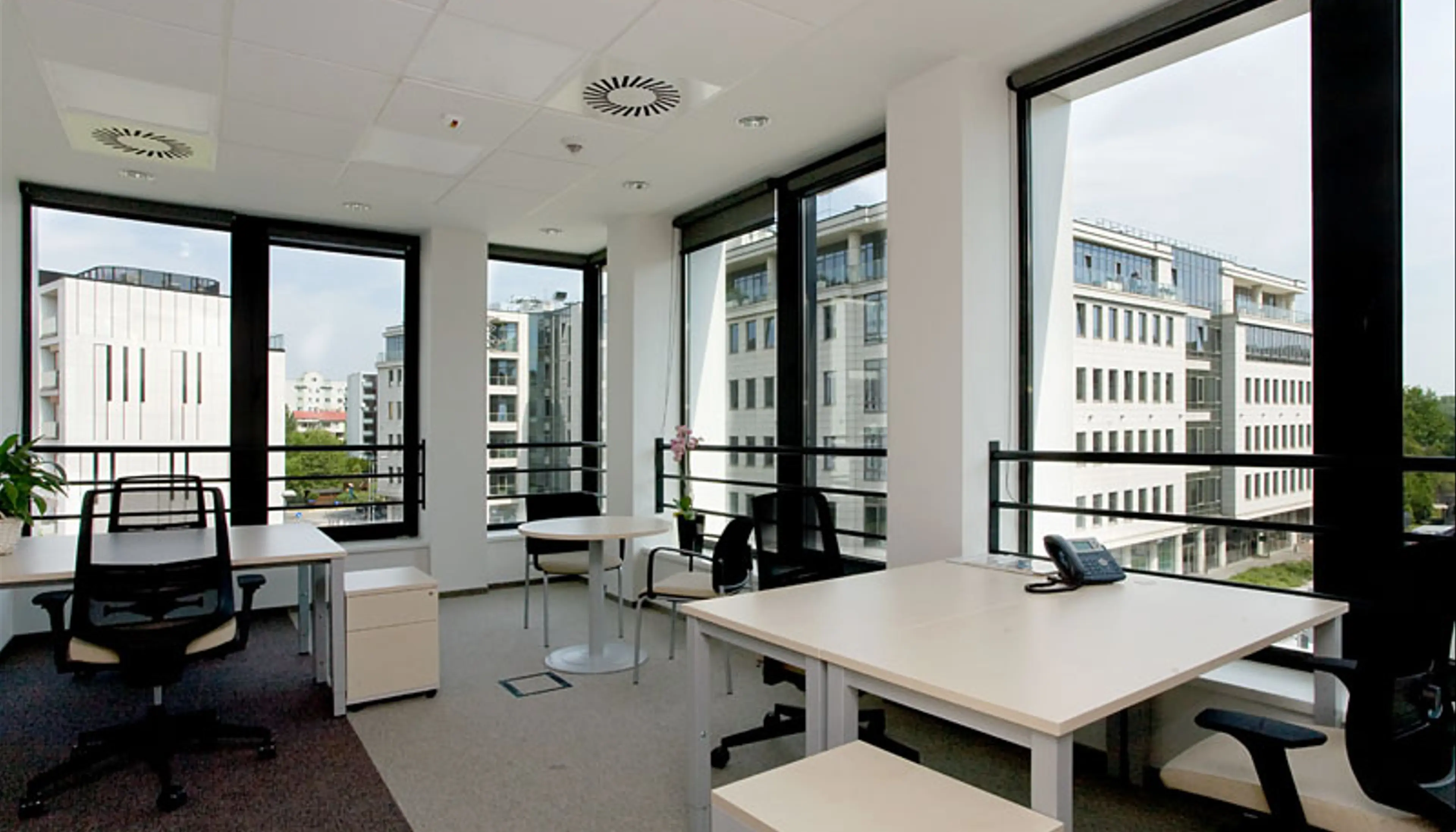 Carpathia Office House - biura serwisowane, Zajęcza 15, Warsaw, Centrum