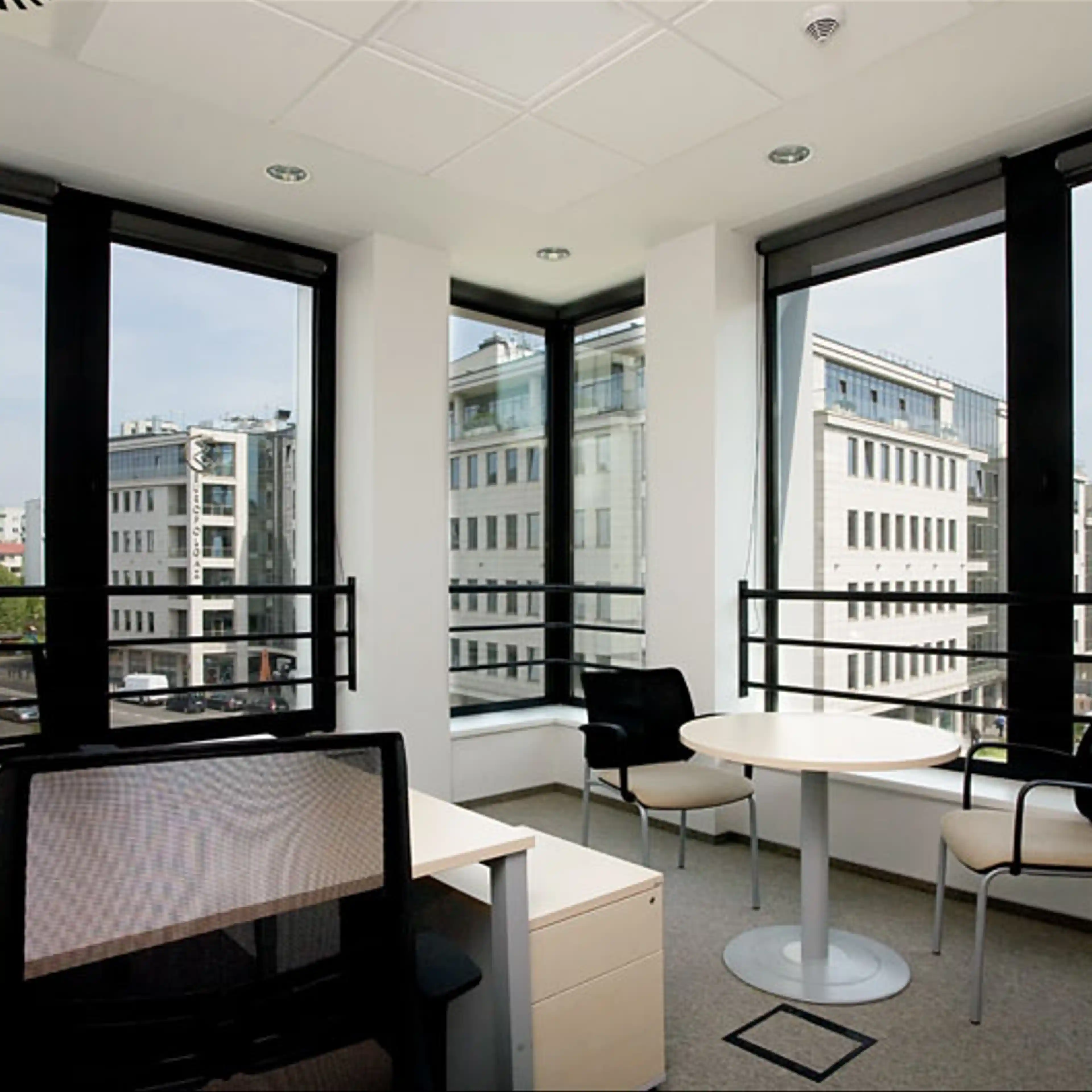 Carpathia Office House - biura serwisowane, Zajęcza 15, Warsaw, Centrum