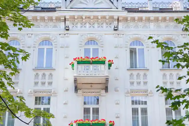 RESIDENCE ST. ANDREW’S PALACE, Chmielna 30, Warszawa, Centrum