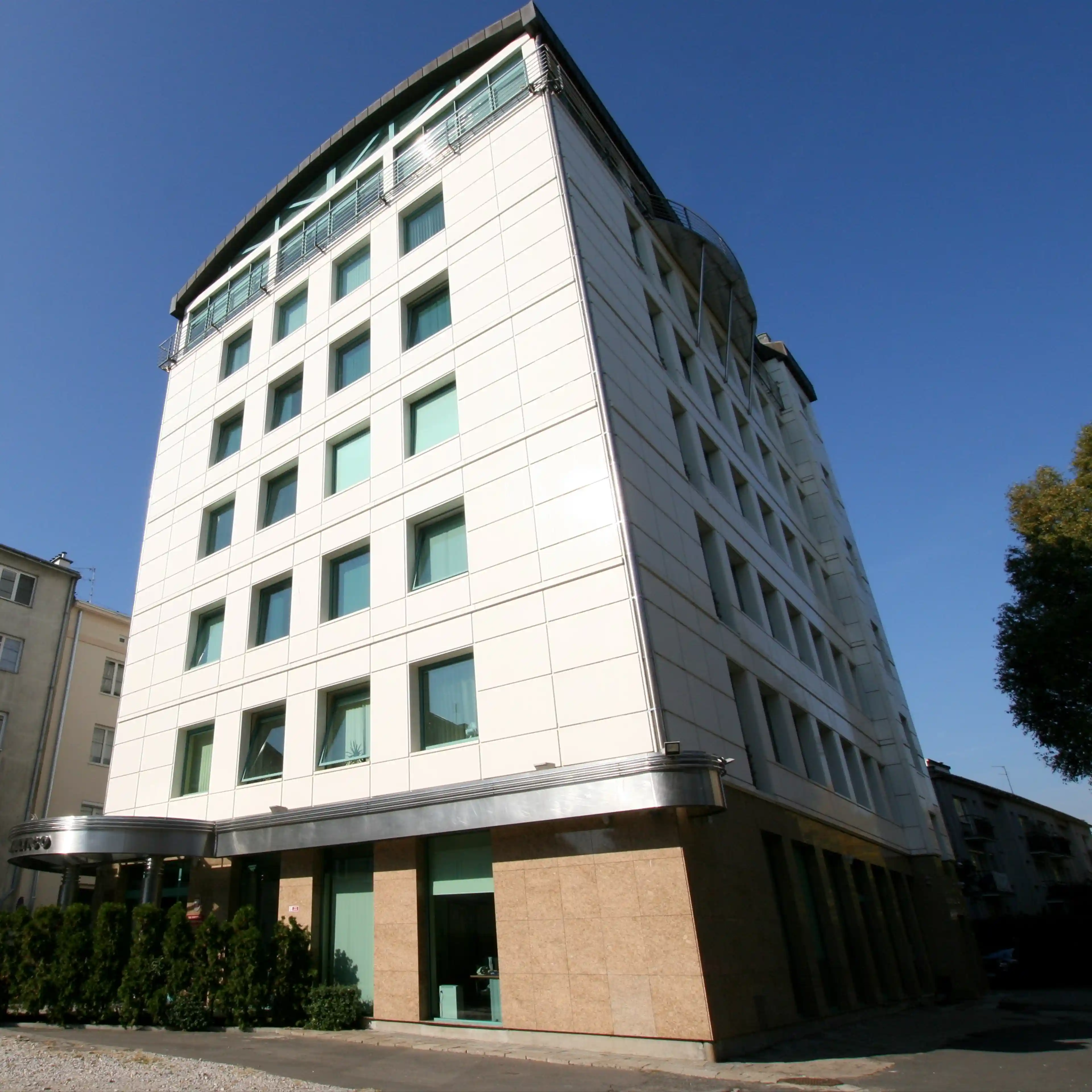 Multico, Ciasna 6, Warsaw, Centrum