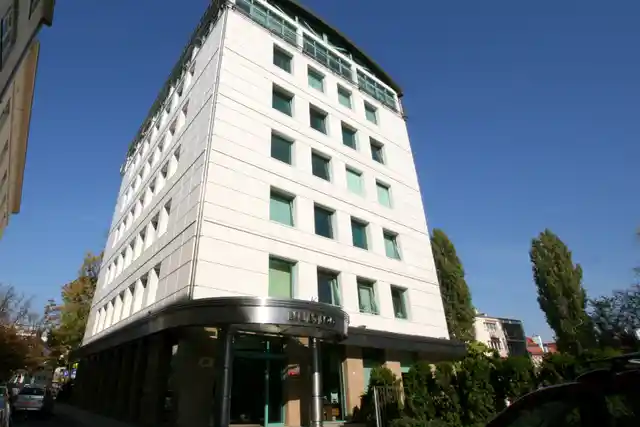 Multico, Ciasna 6, Warszawa, Centrum
