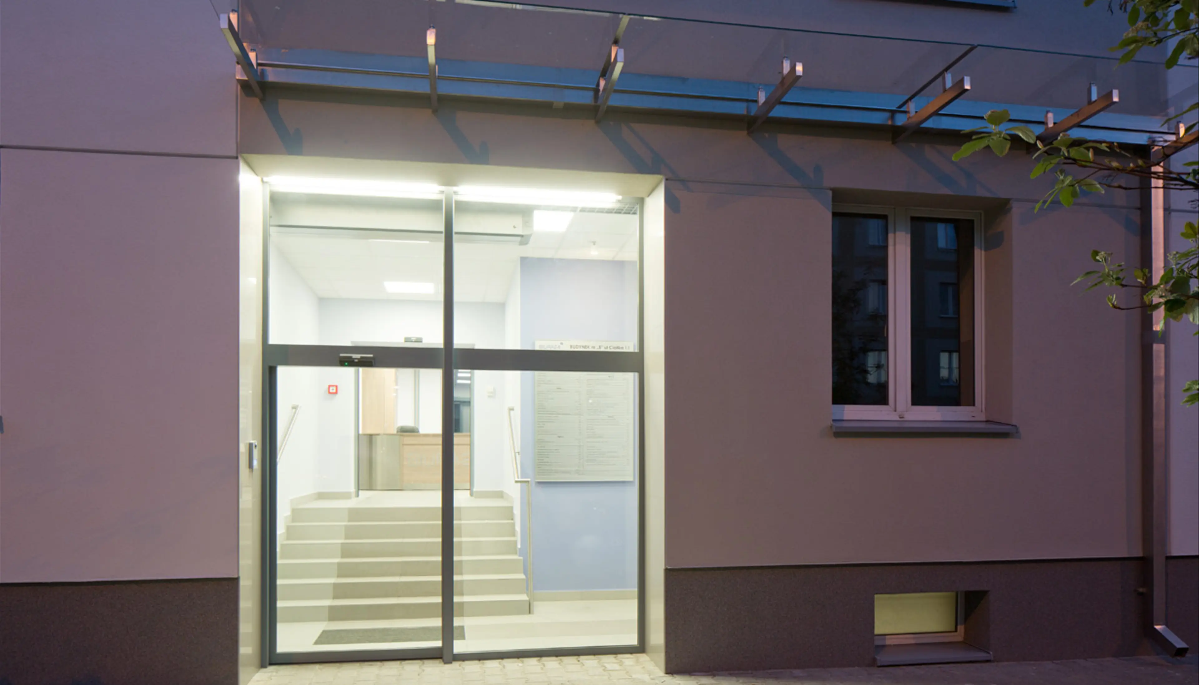 Ciołka 13, Ciołka 13, Warszawa, Wola
