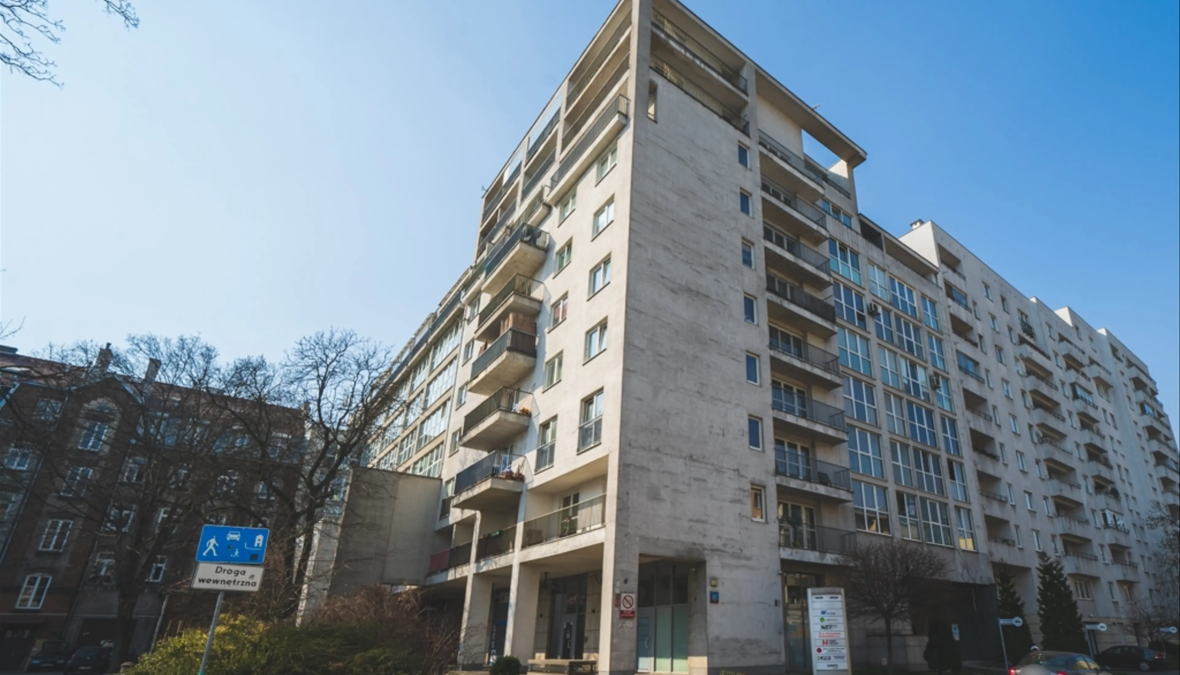 Cotton House Bema 83, Bema 83, Warsaw, Wola
