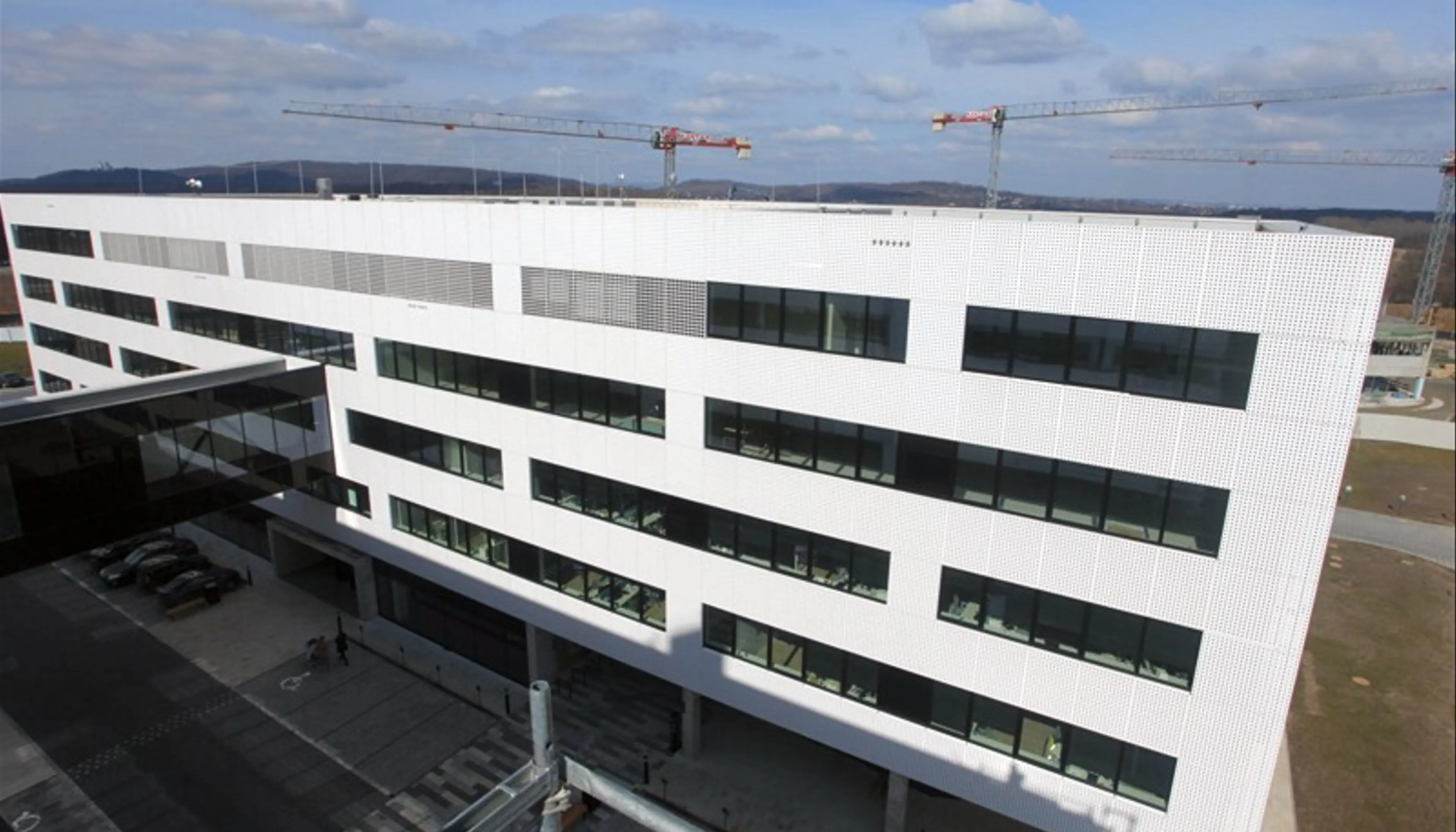DOT Office B, Czerwone Maki, Krakow, Południe