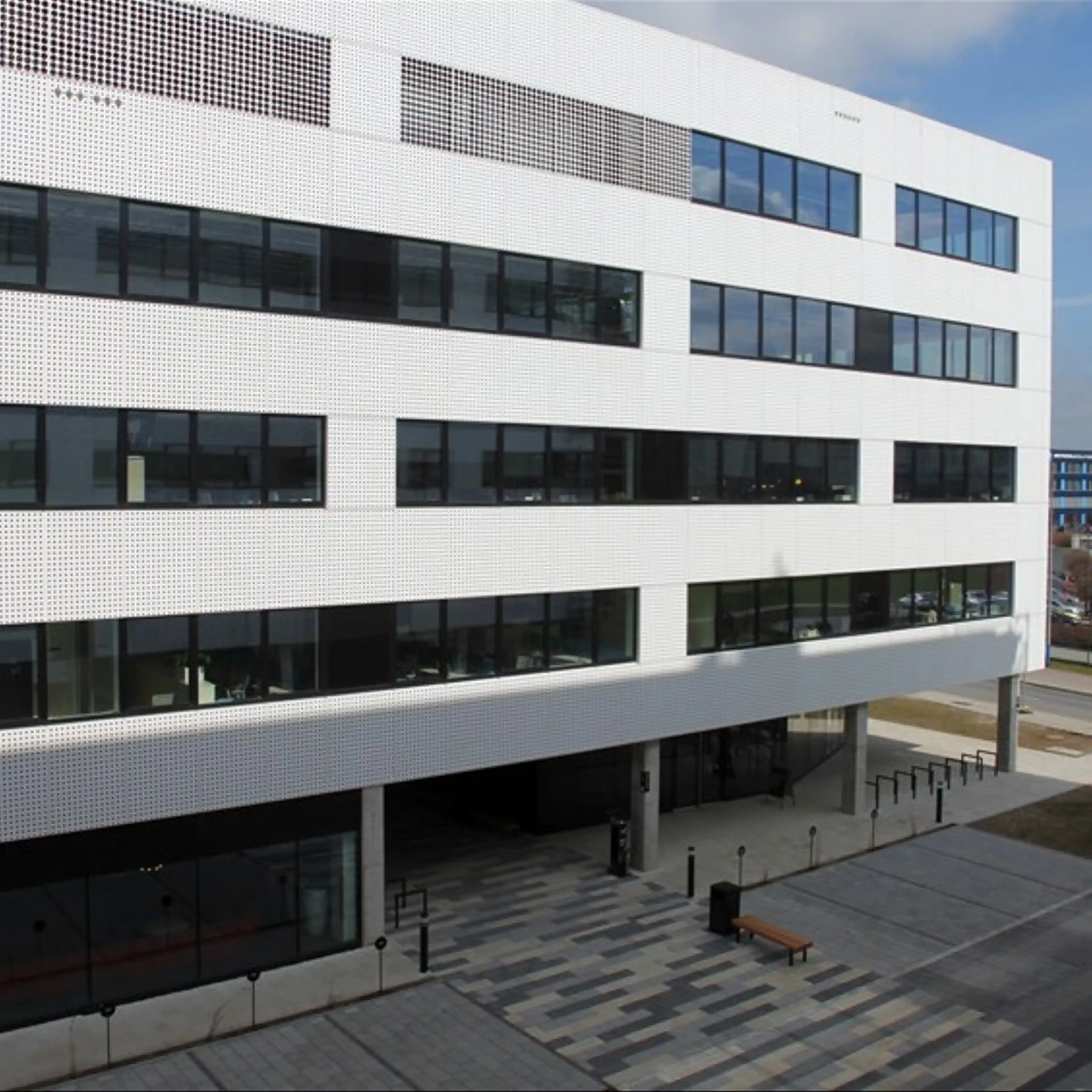 DOT Office B, Czerwone Maki, Krakow, Południe