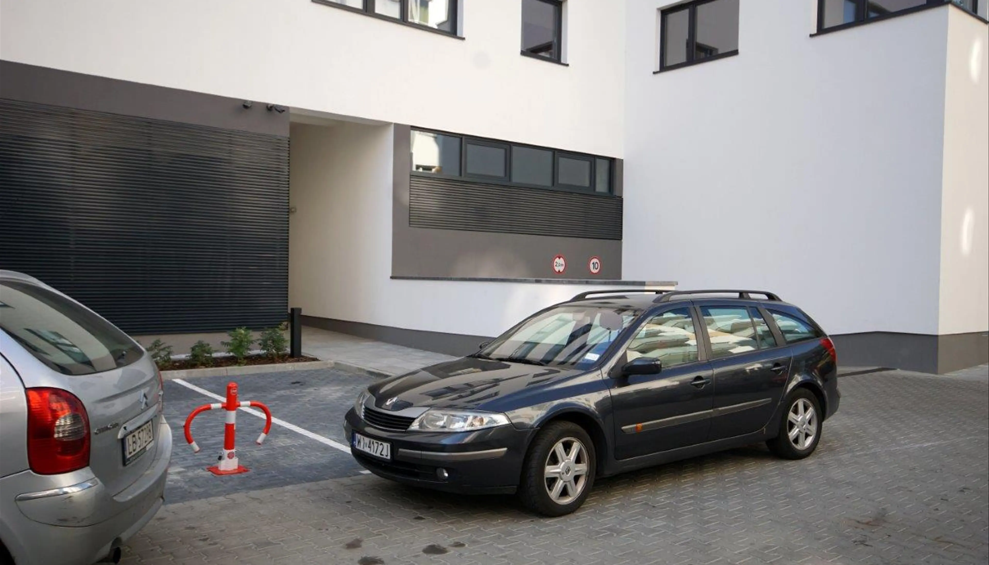 Wola Libre, Obozowa 20, Warsaw, Wola