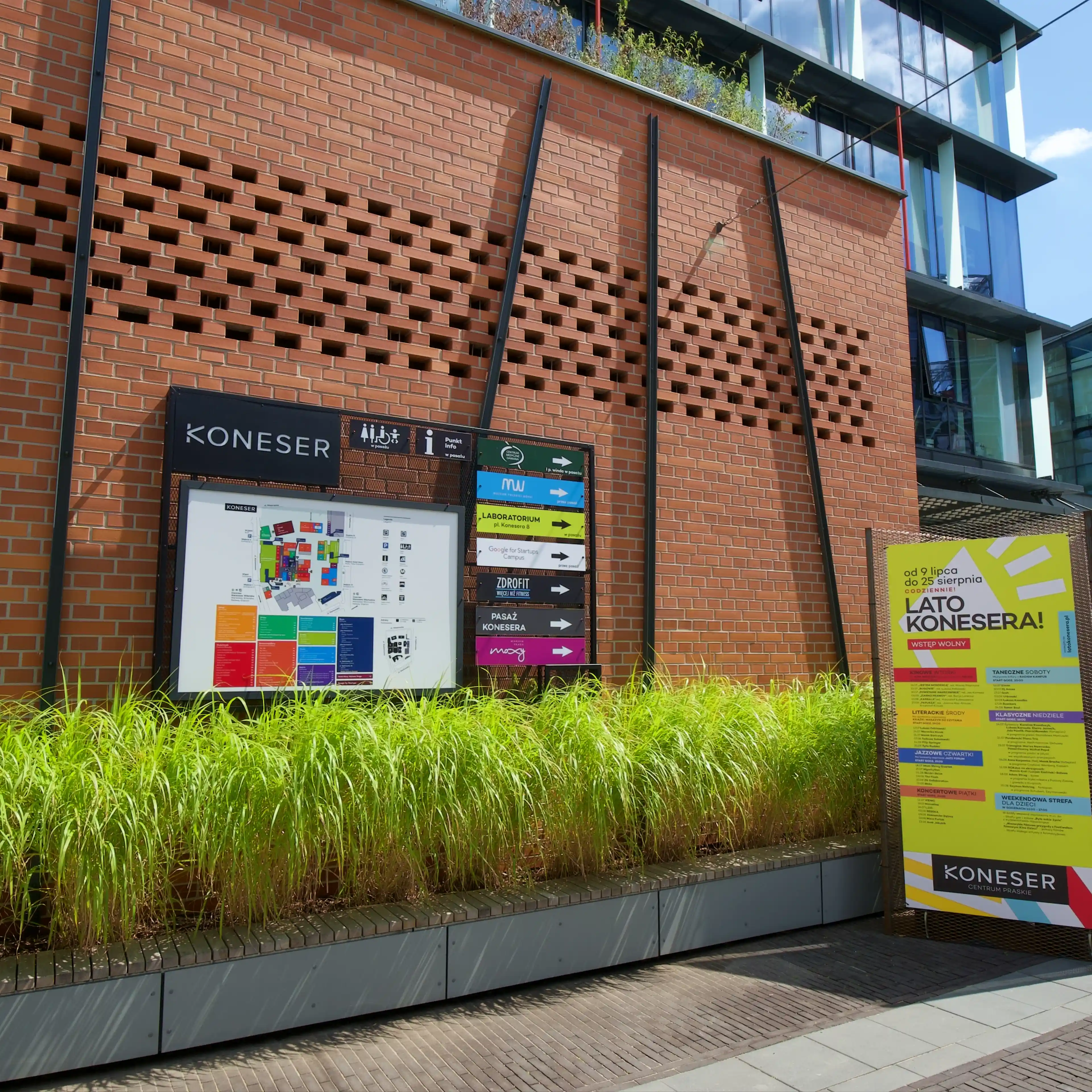 Koneser Guardhouse / Budynek A, Ząbkowska, Warsaw, Praga