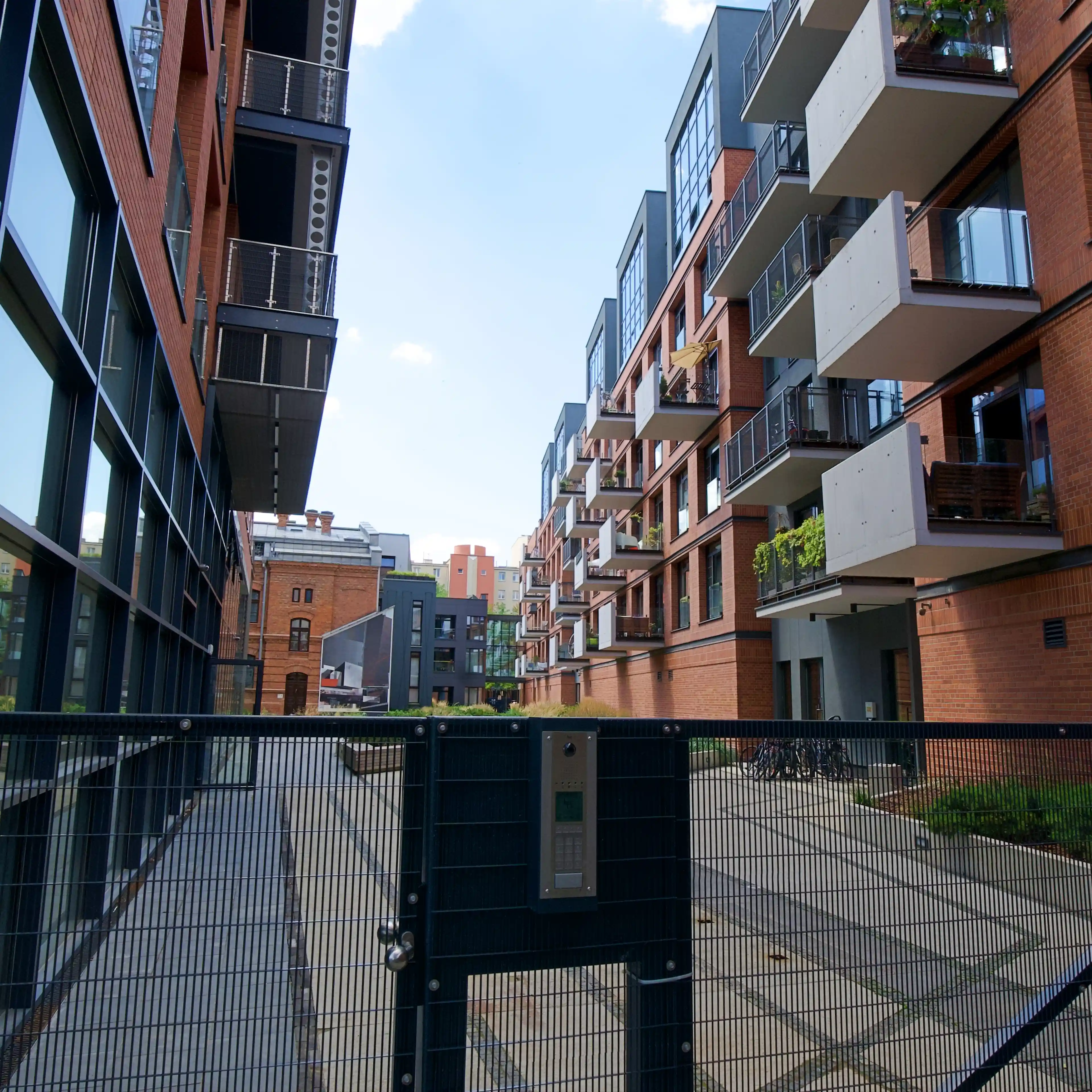Koneser Centrum Praskie Budynek O, Plac Konesera 9, Warsaw, Praga