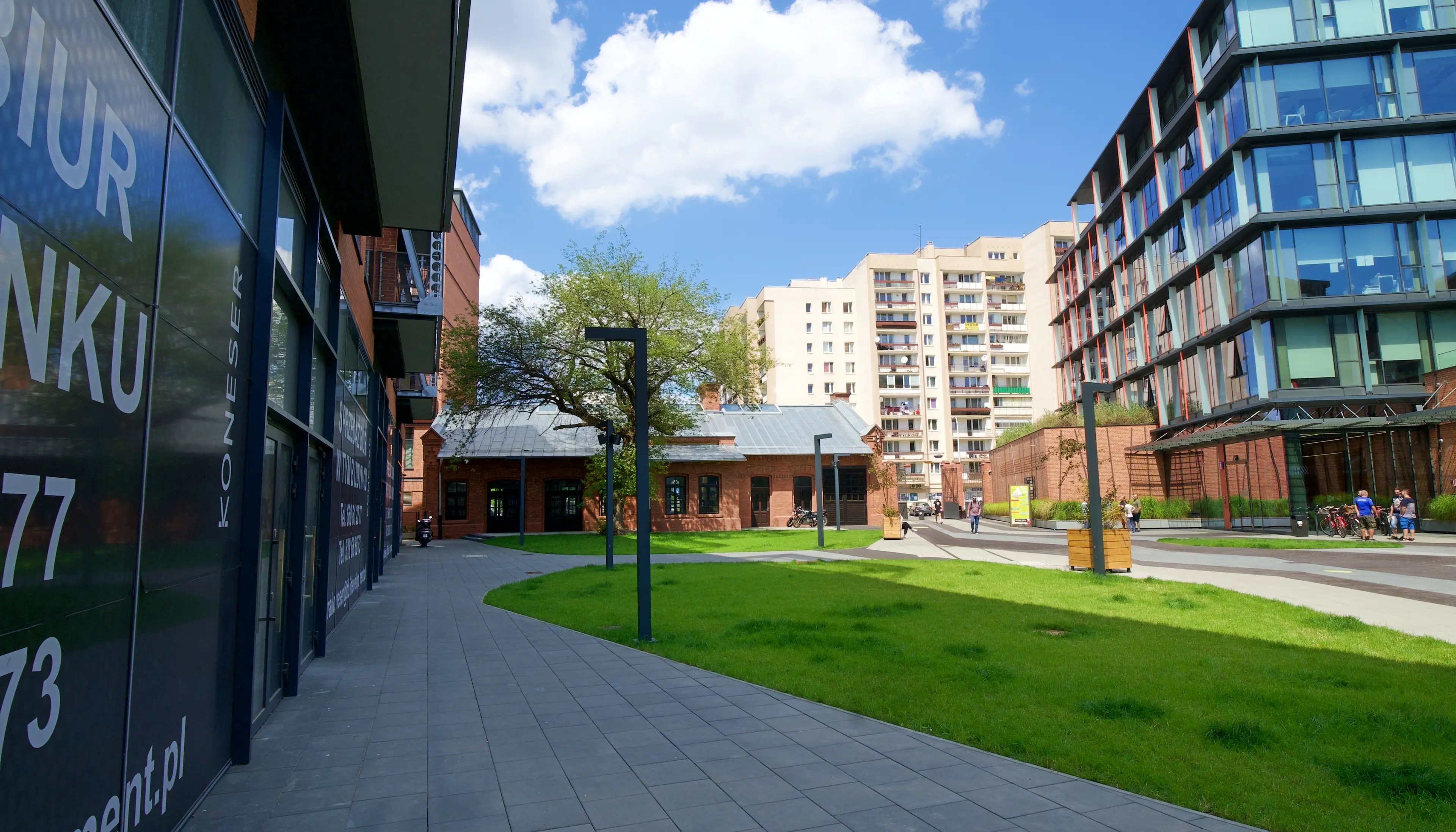 Koneser Centrum Praskie Budynek P, Plac Konesera 8, Warsaw, Praga