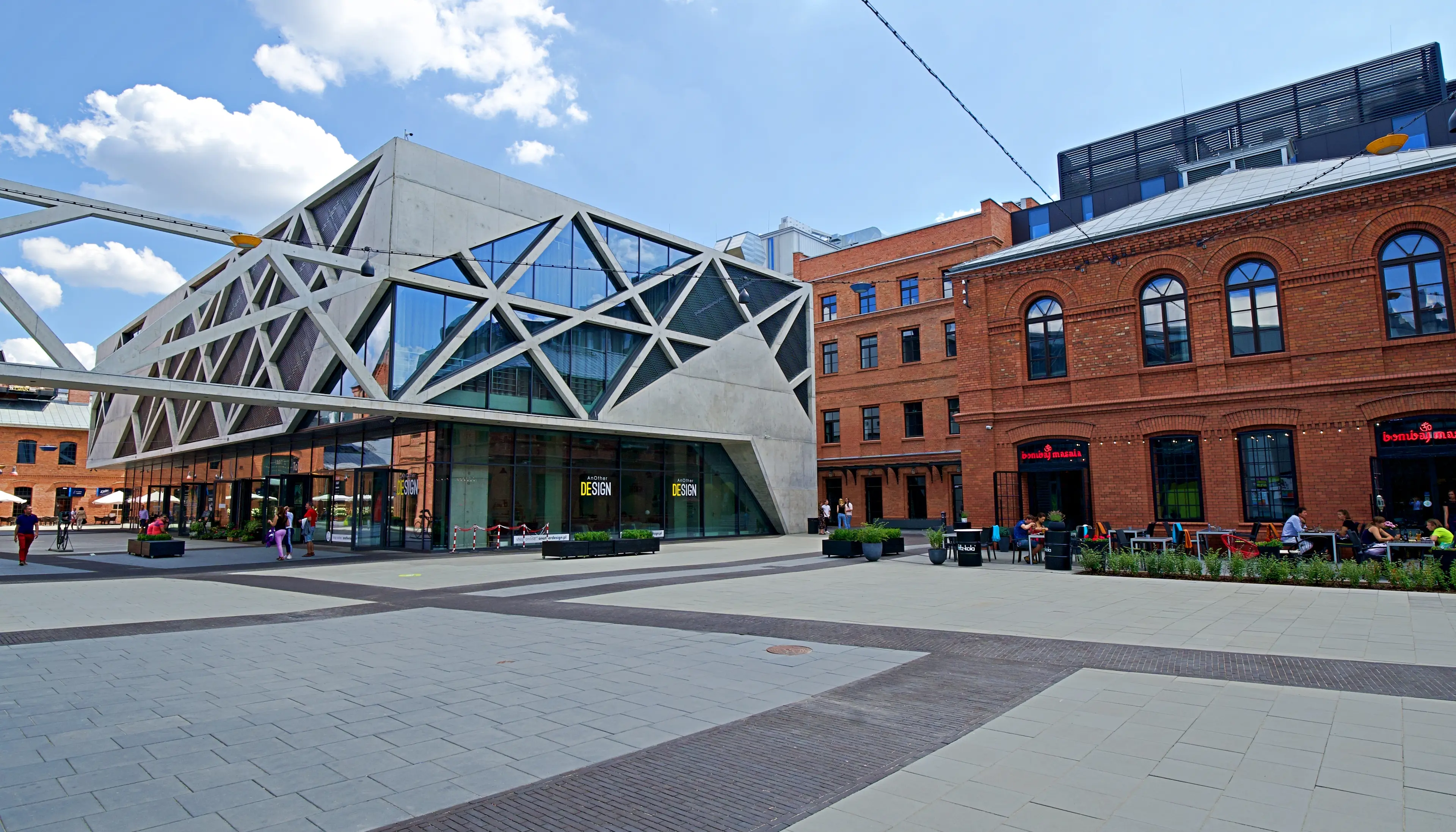 Koneser Centrum Praskie Budynek H, Plac Konesera 10A, Warszawa, Praga