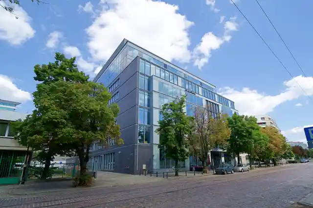 Green Corner, Chłodna 52/54, Warszawa, Wola