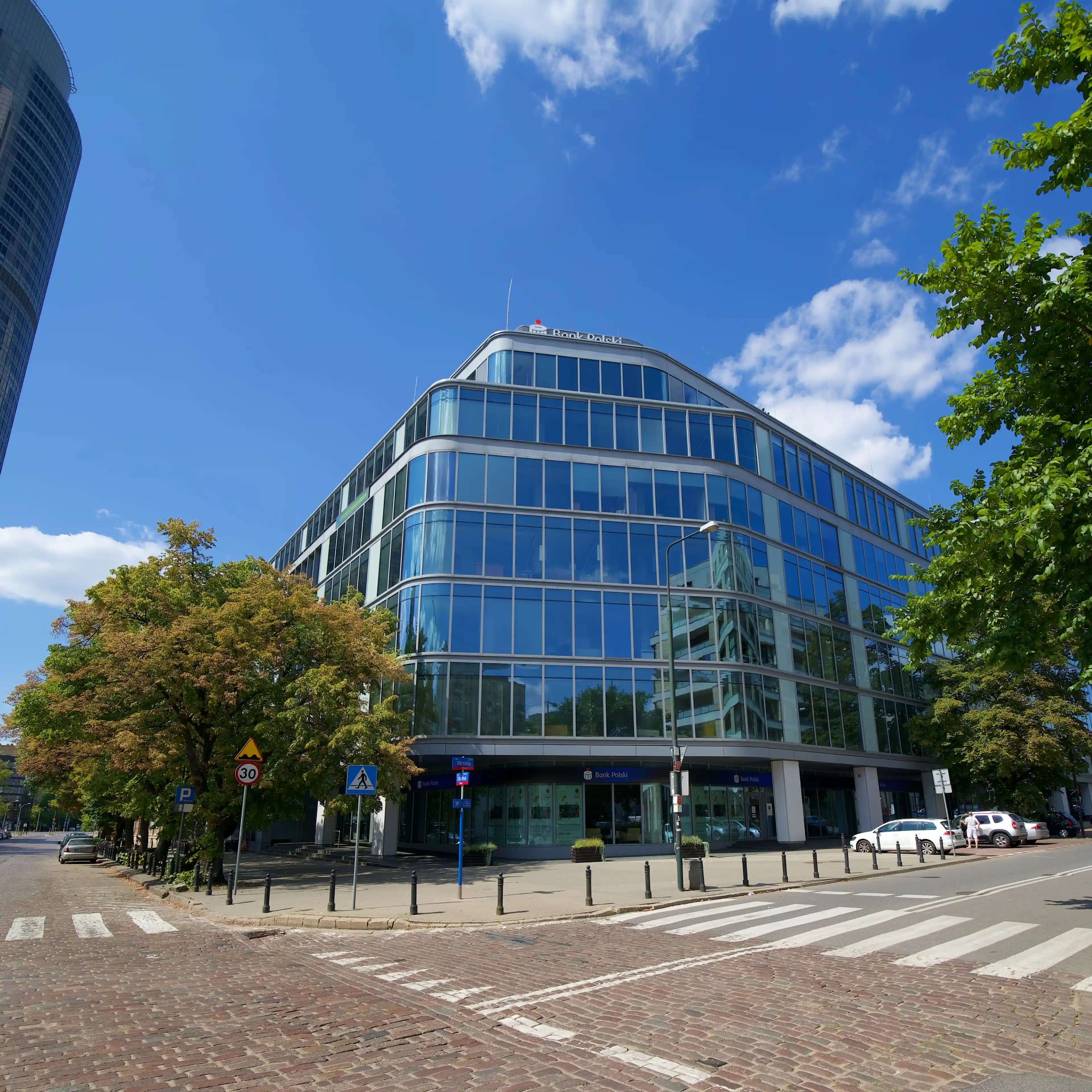 Green Corner, Chłodna 52/54, Warszawa, Wola