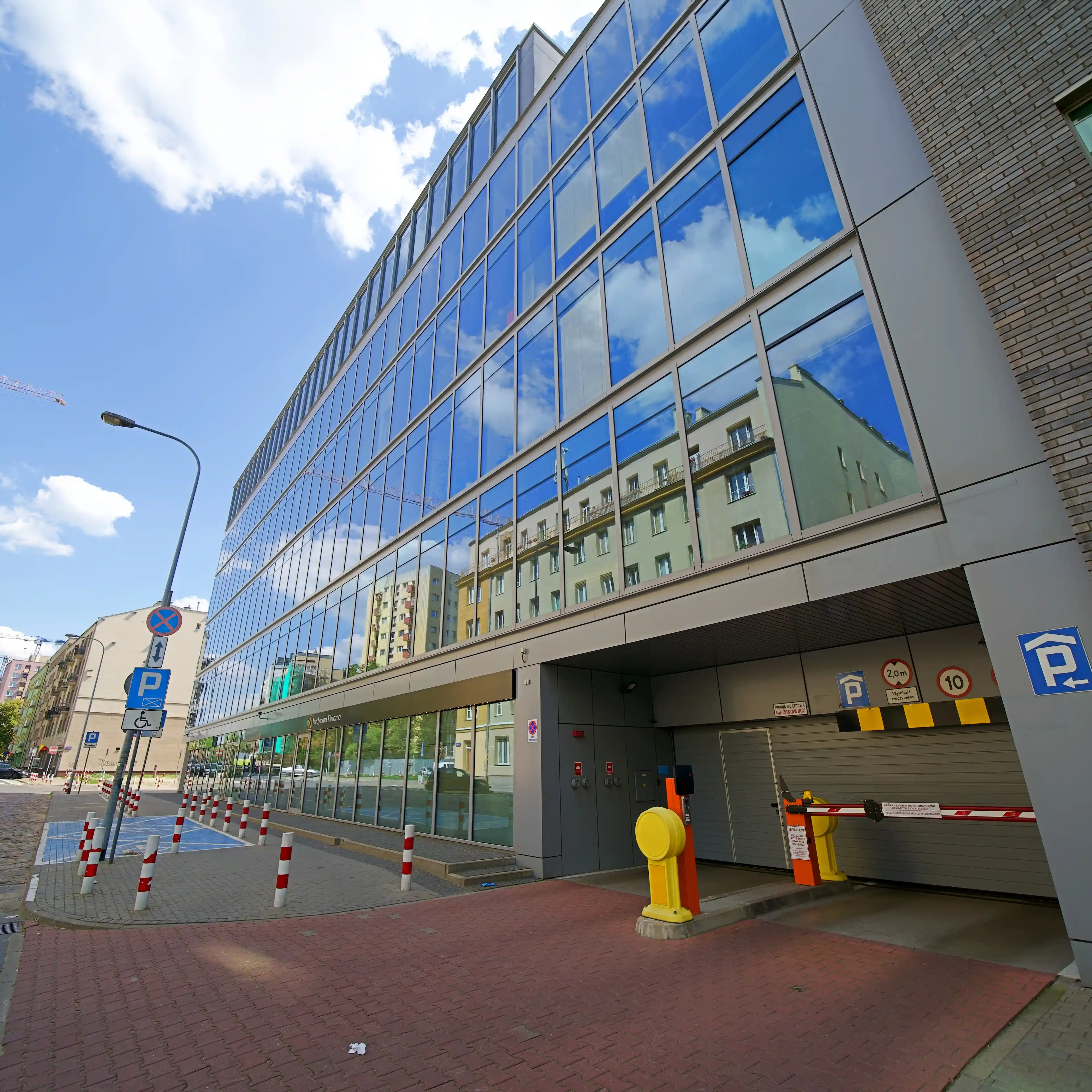 Green Corner, Chłodna 52/54, Warszawa, Wola