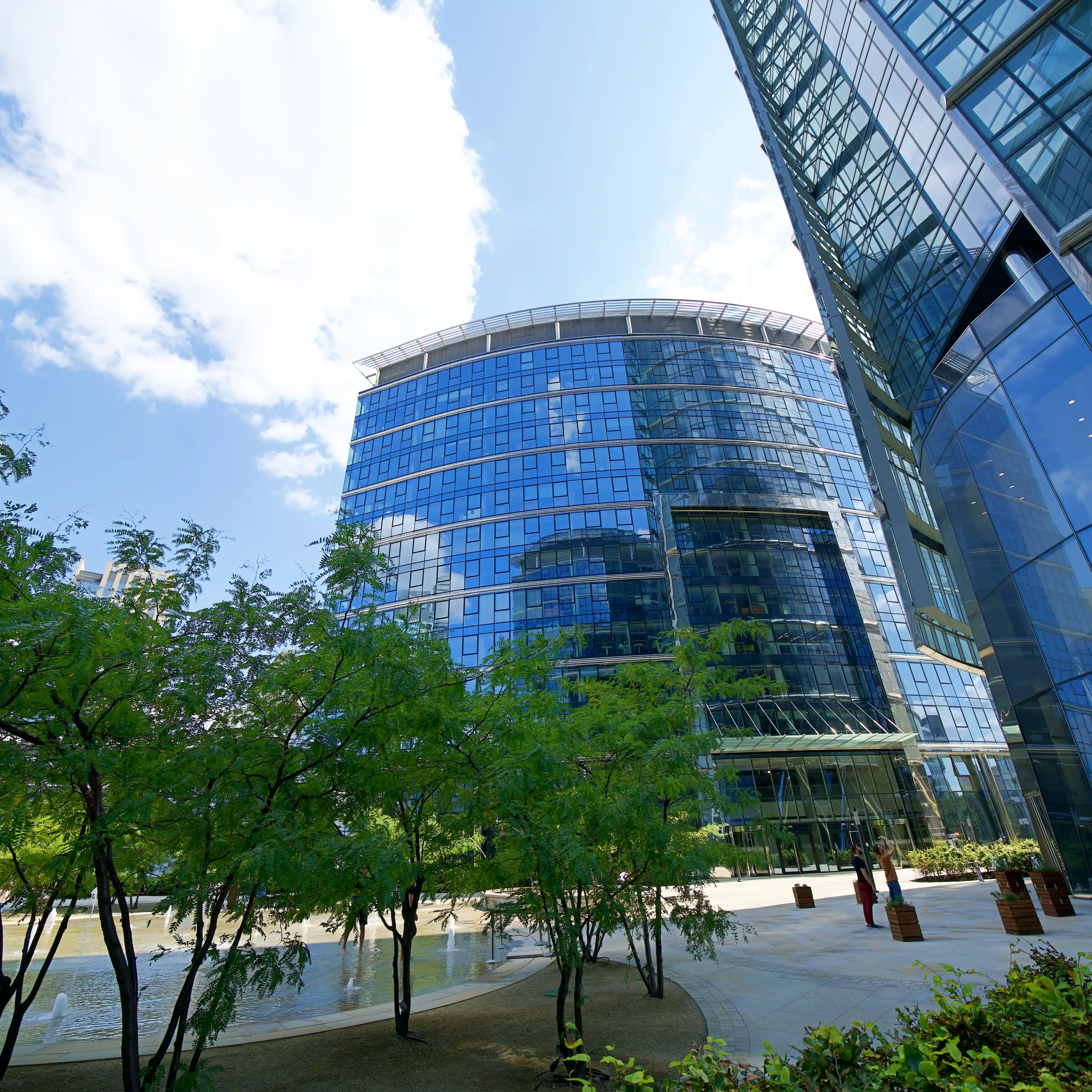myhive Warsaw Spire Budynek A - Wieża - Biura serwisowane, Europejski 1, Warsaw, Wola