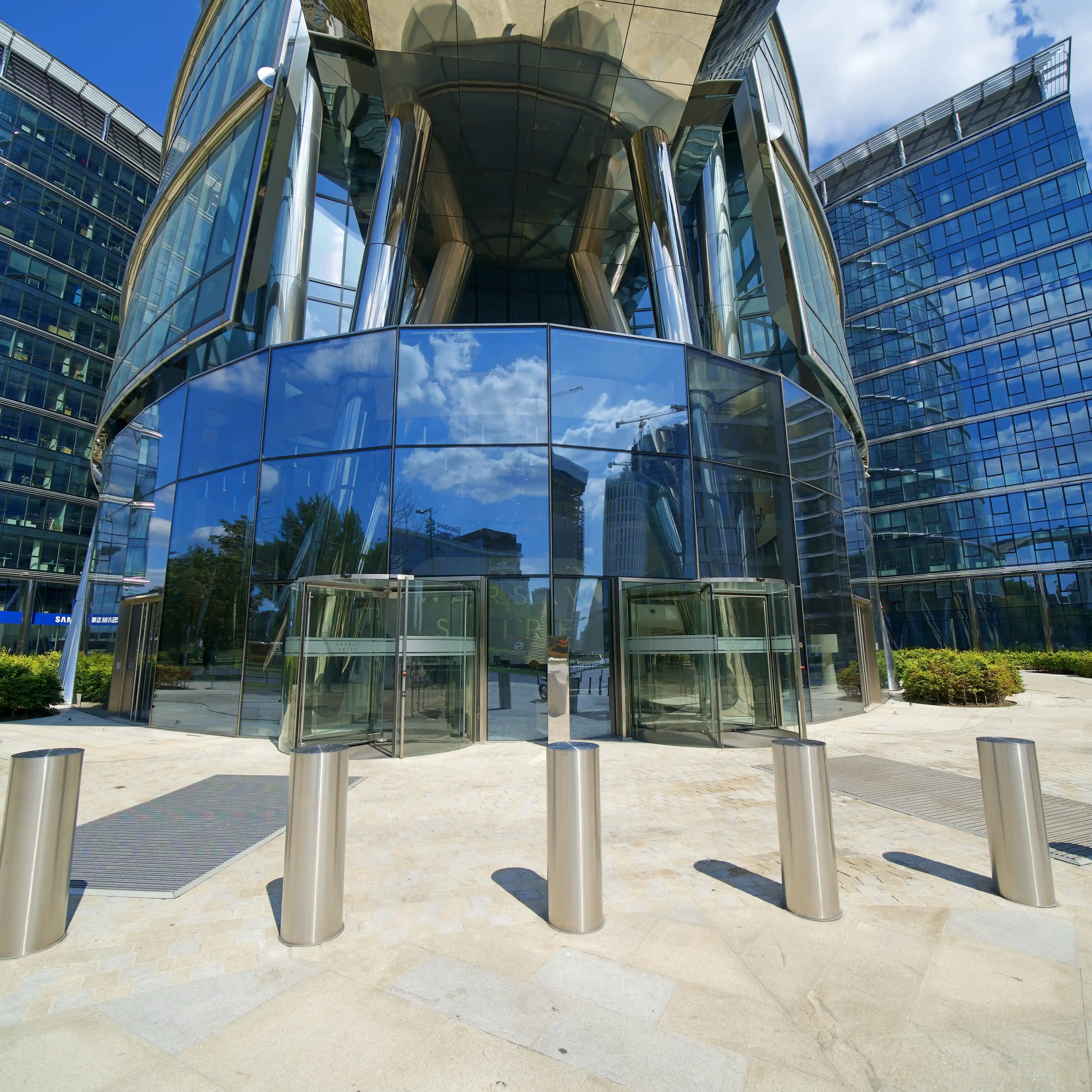 myhive Warsaw Spire Budynek A - Wieża - Biura serwisowane, Europejski 1, Warsaw, Wola