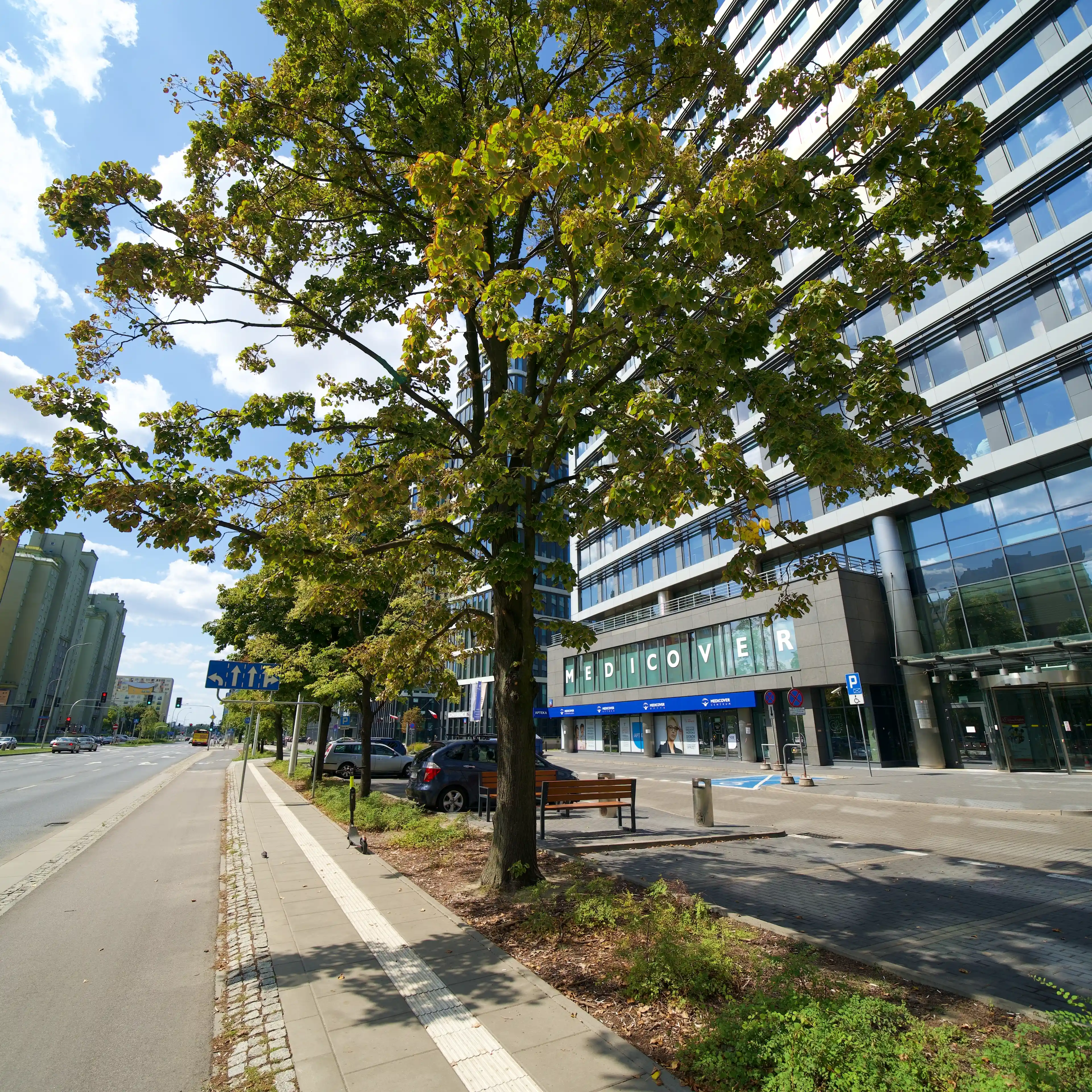 Equator I, Al. Jerozolimskie 94, Warsaw, Ochota i Włochy