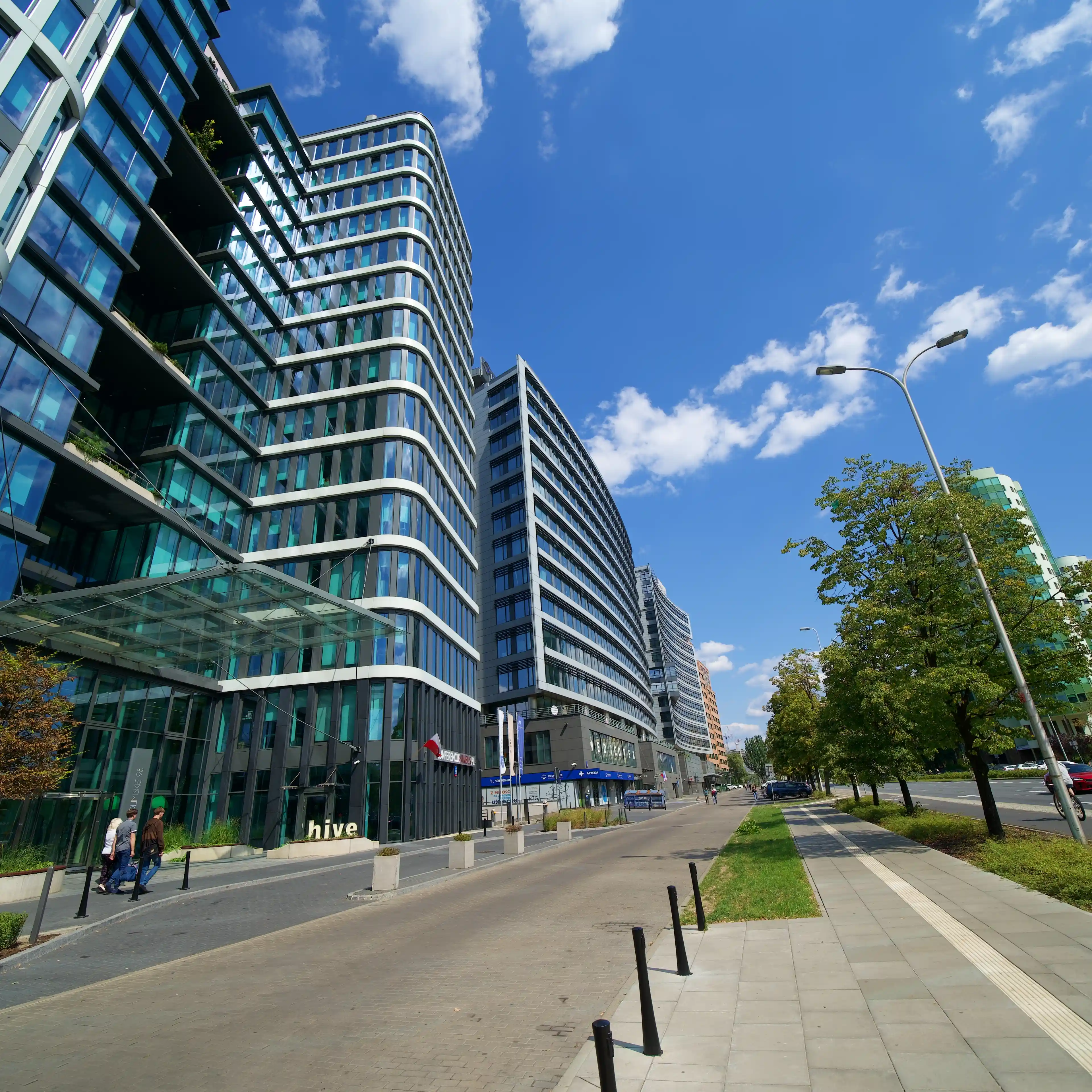 myhive Nimbus, Al. Jerozolimskie 98, Warsaw, Ochota i Włochy