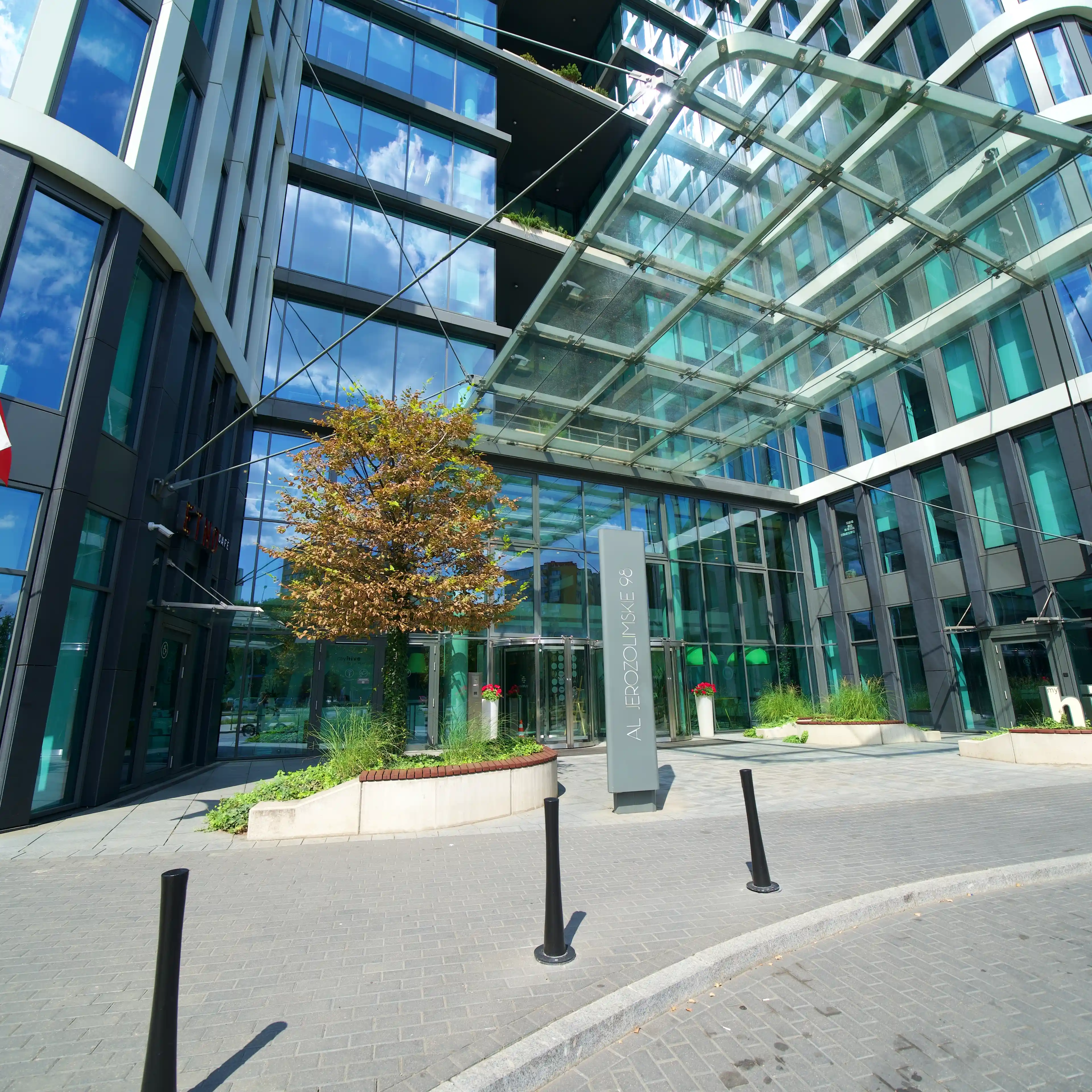 myhive Nimbus, Al. Jerozolimskie 98, Warsaw, Ochota i Włochy