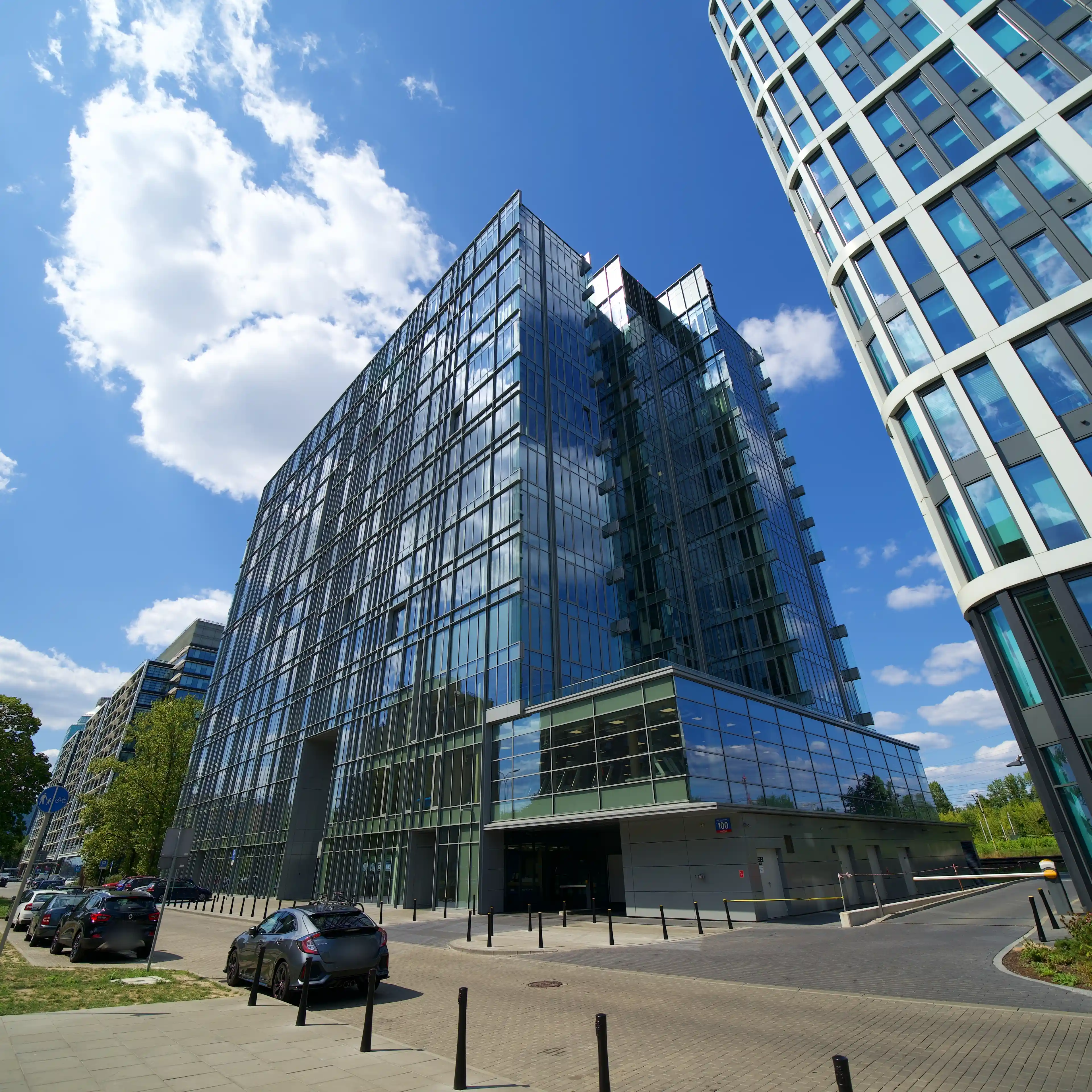 Equator IV (Cirrus), Al. Jerozolimskie 100, Warsaw, Ochota i Włochy