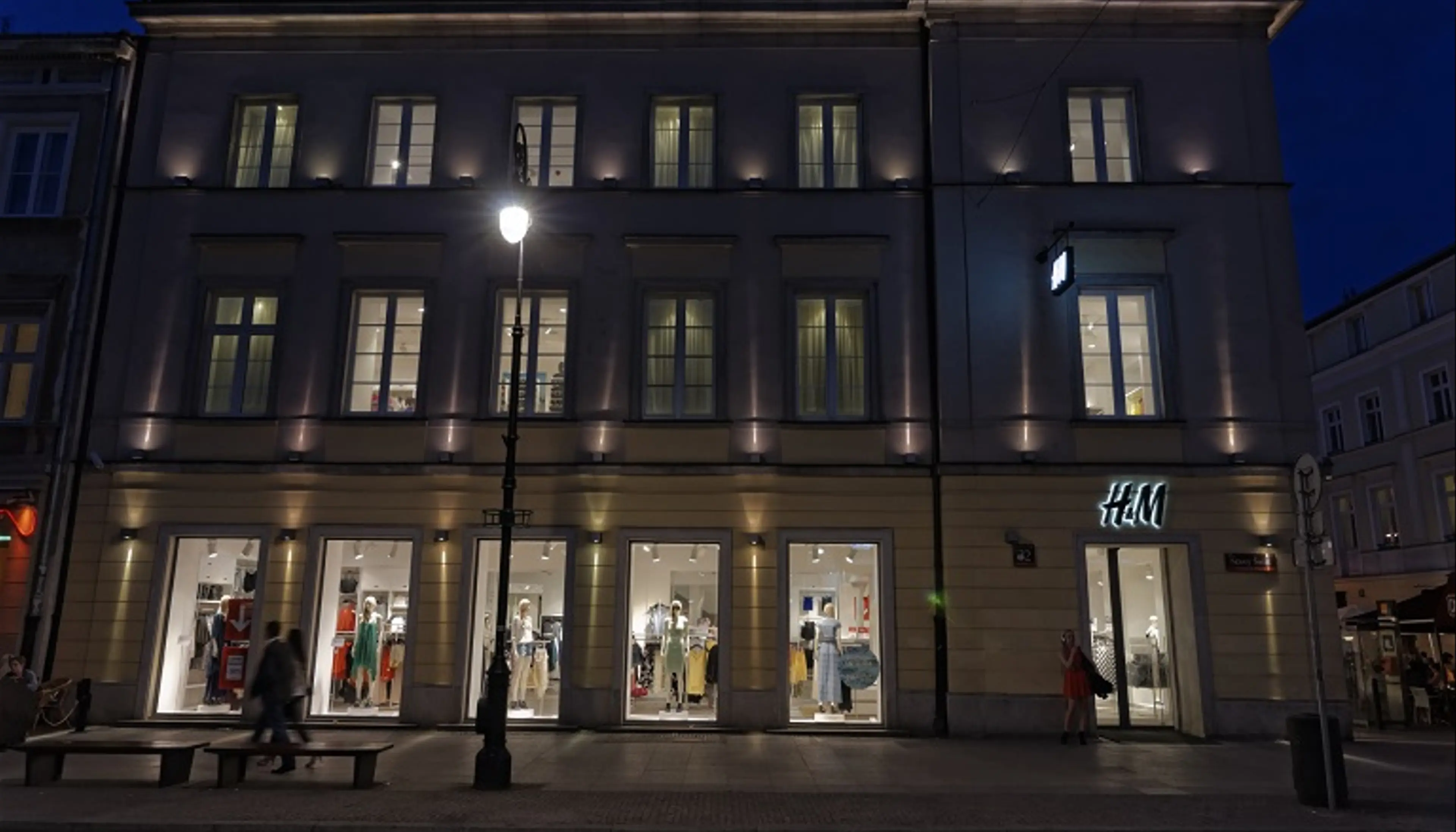 Nowy Świat 32 / Foksal 18, Nowy Świat 32, Warsaw, Centrum