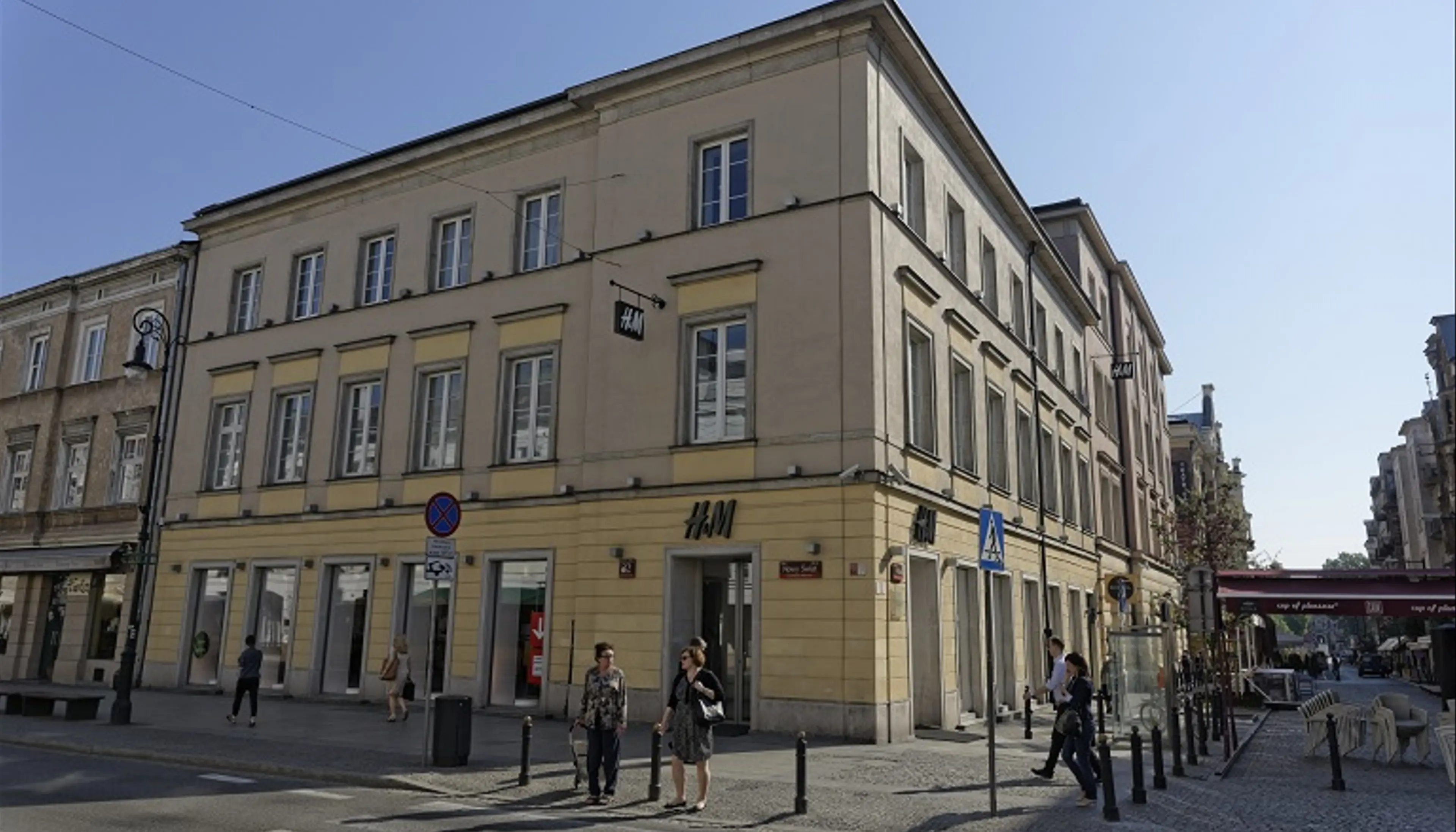 Nowy Świat 32 / Foksal 18, Nowy Świat 32, Warsaw, Centrum