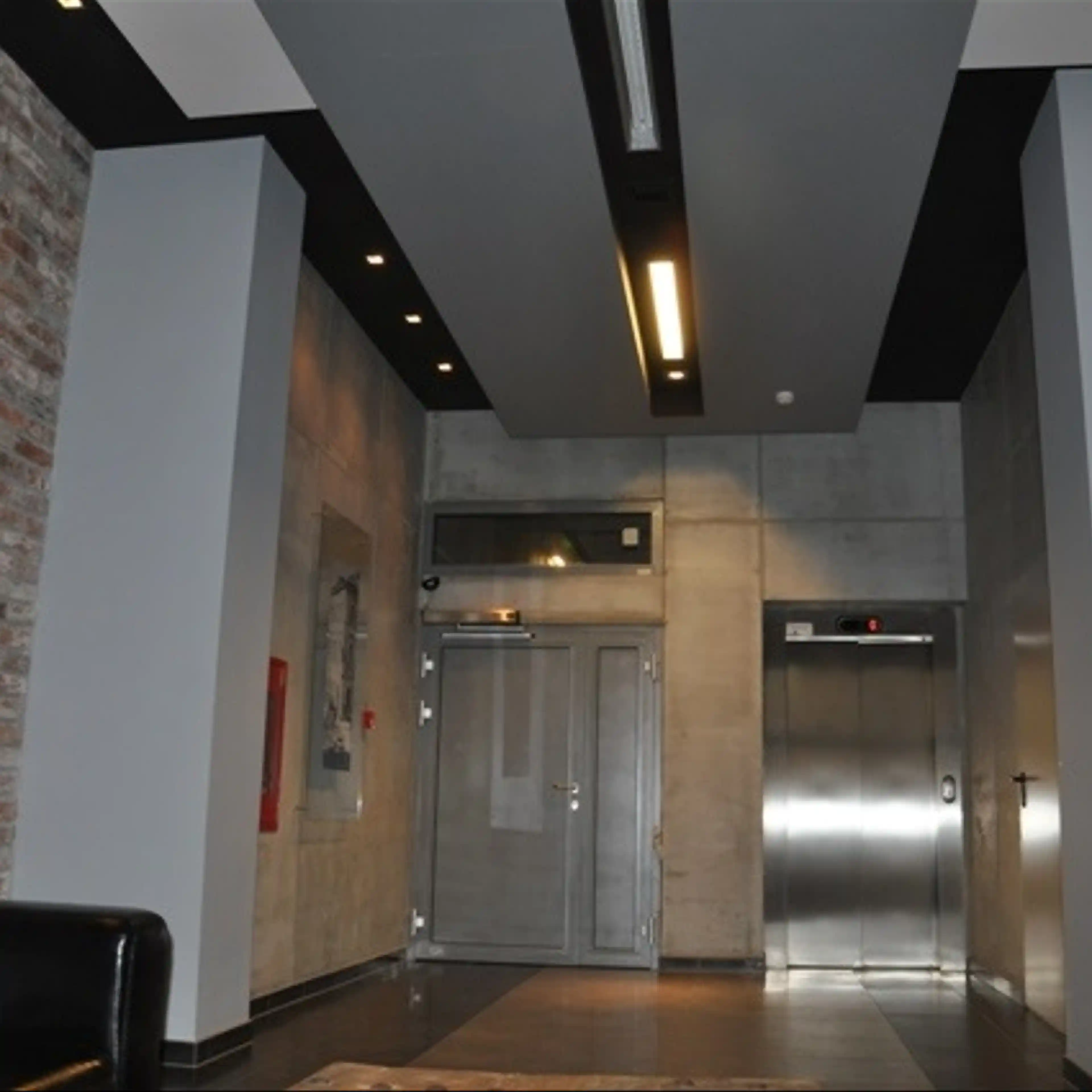 Nowy Świat 32 / Foksal 18, Nowy Świat 32, Warszawa, Centrum