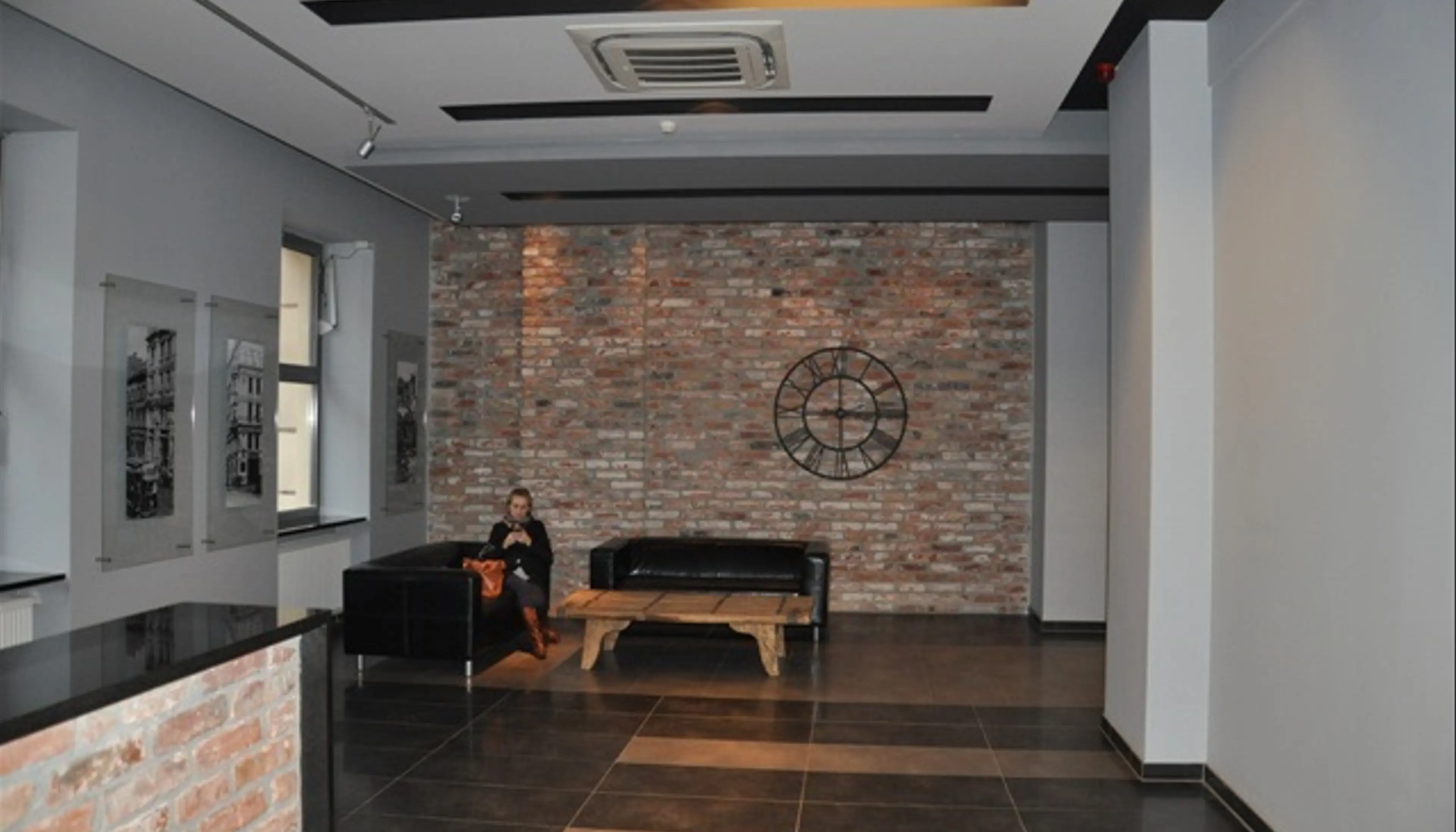 Nowy Świat 32 / Foksal 18, Nowy Świat 32, Warsaw, Centrum