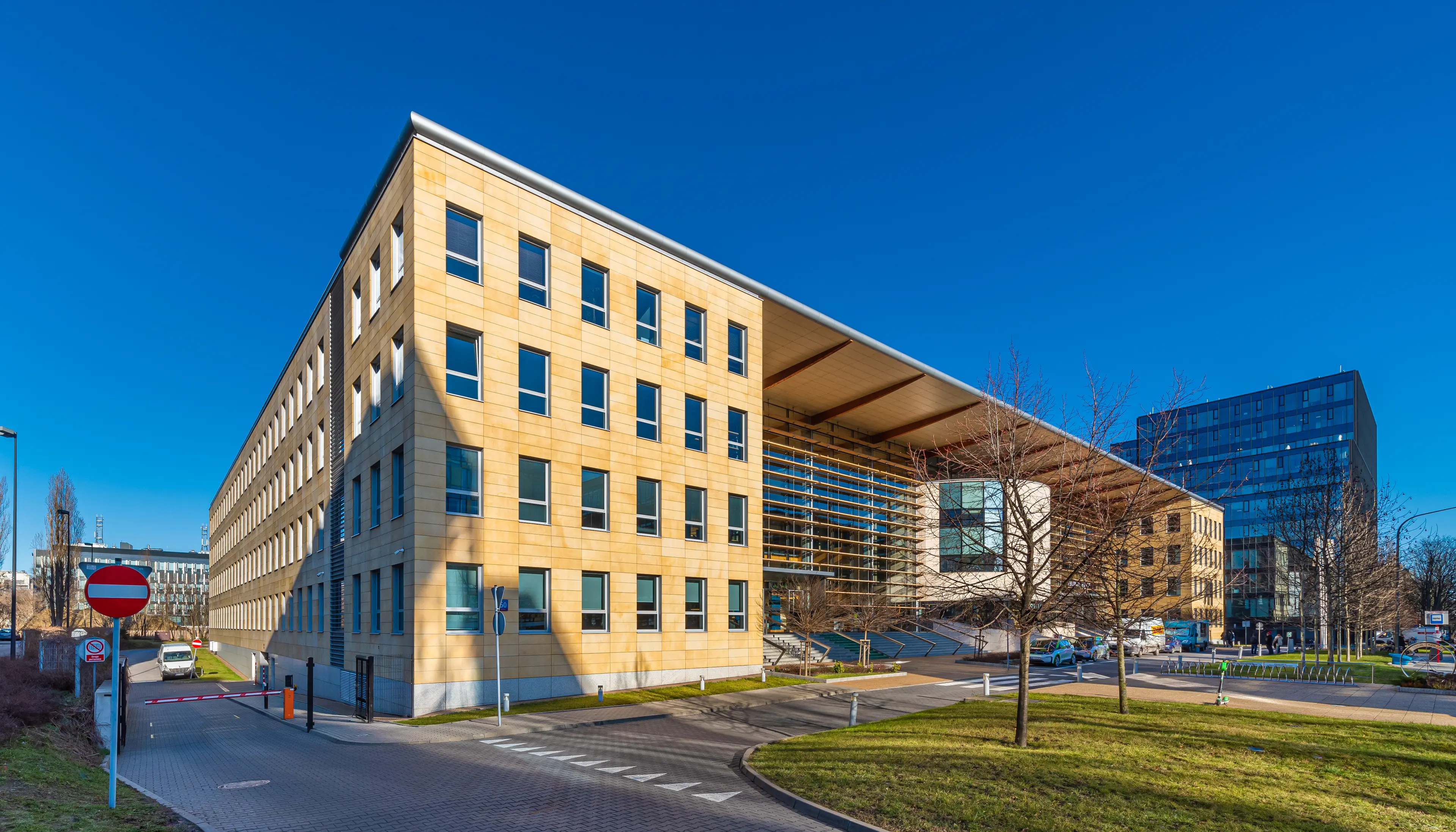 Tulipan House, Domaniewska 50, Warszawa, Mokotów