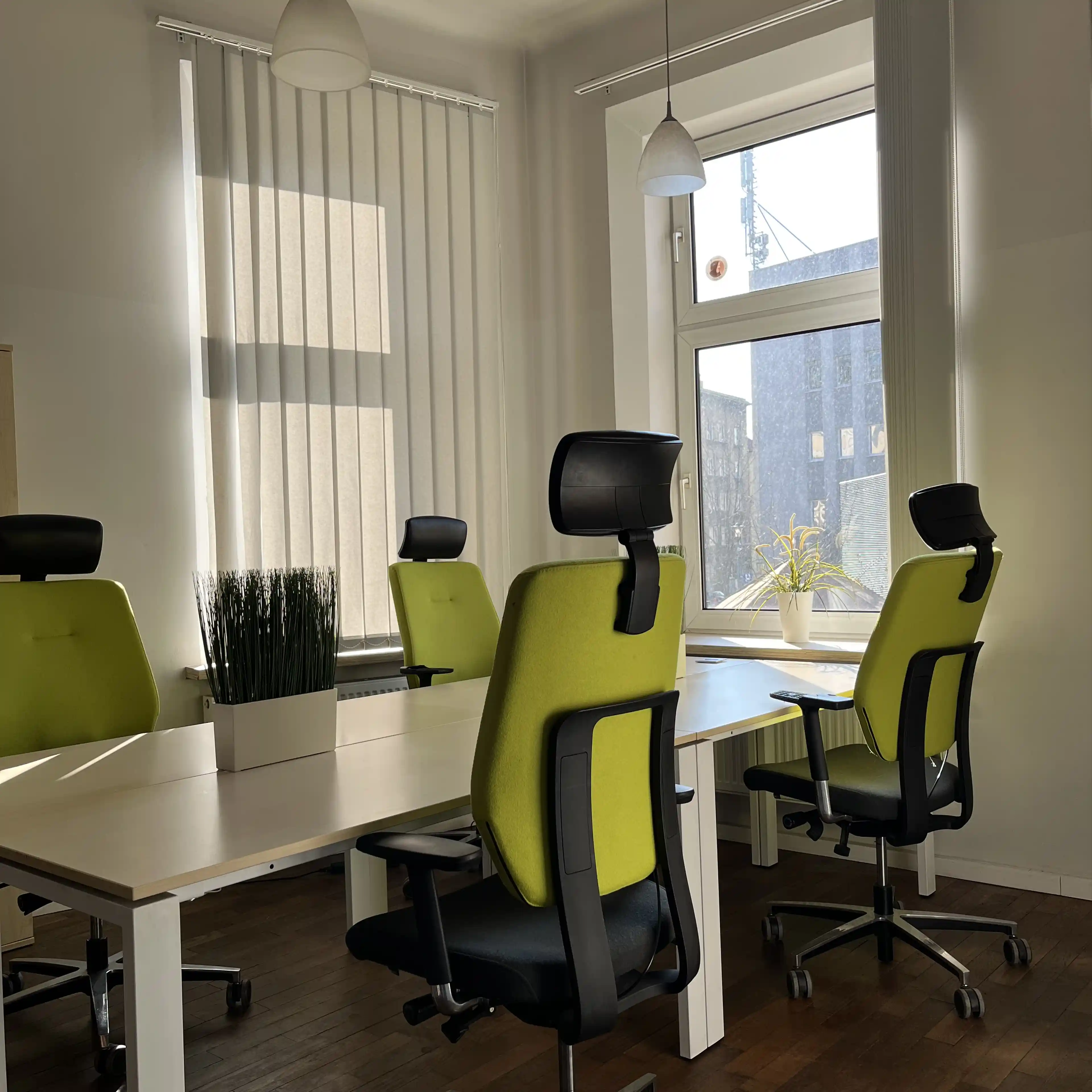 Dolnych Młynów - Biura serwisowane, Dolnych Młynów 3/1, Krakow, Północny Zachód