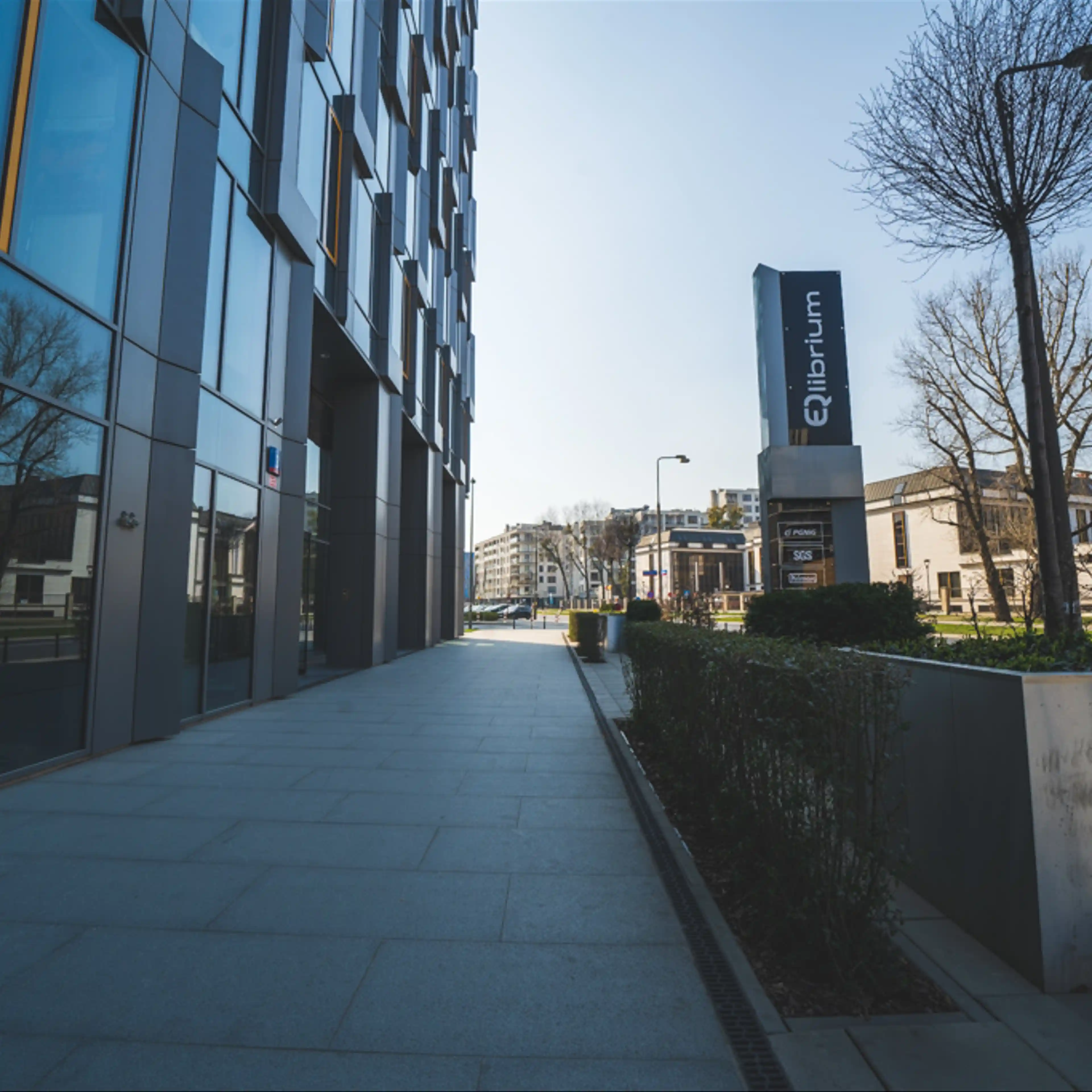 EQlibrium, Jana Kazimierza 3, Warsaw, Wola