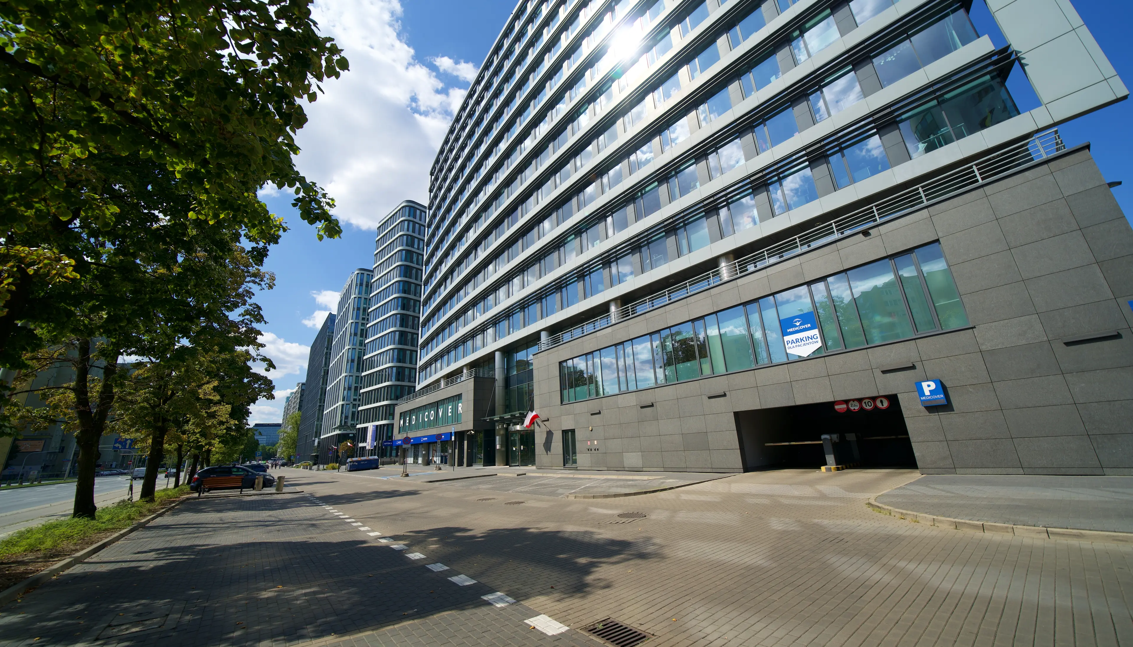 Equator II, Al. Jerozolimskie 96, Warsaw, Ochota i Włochy