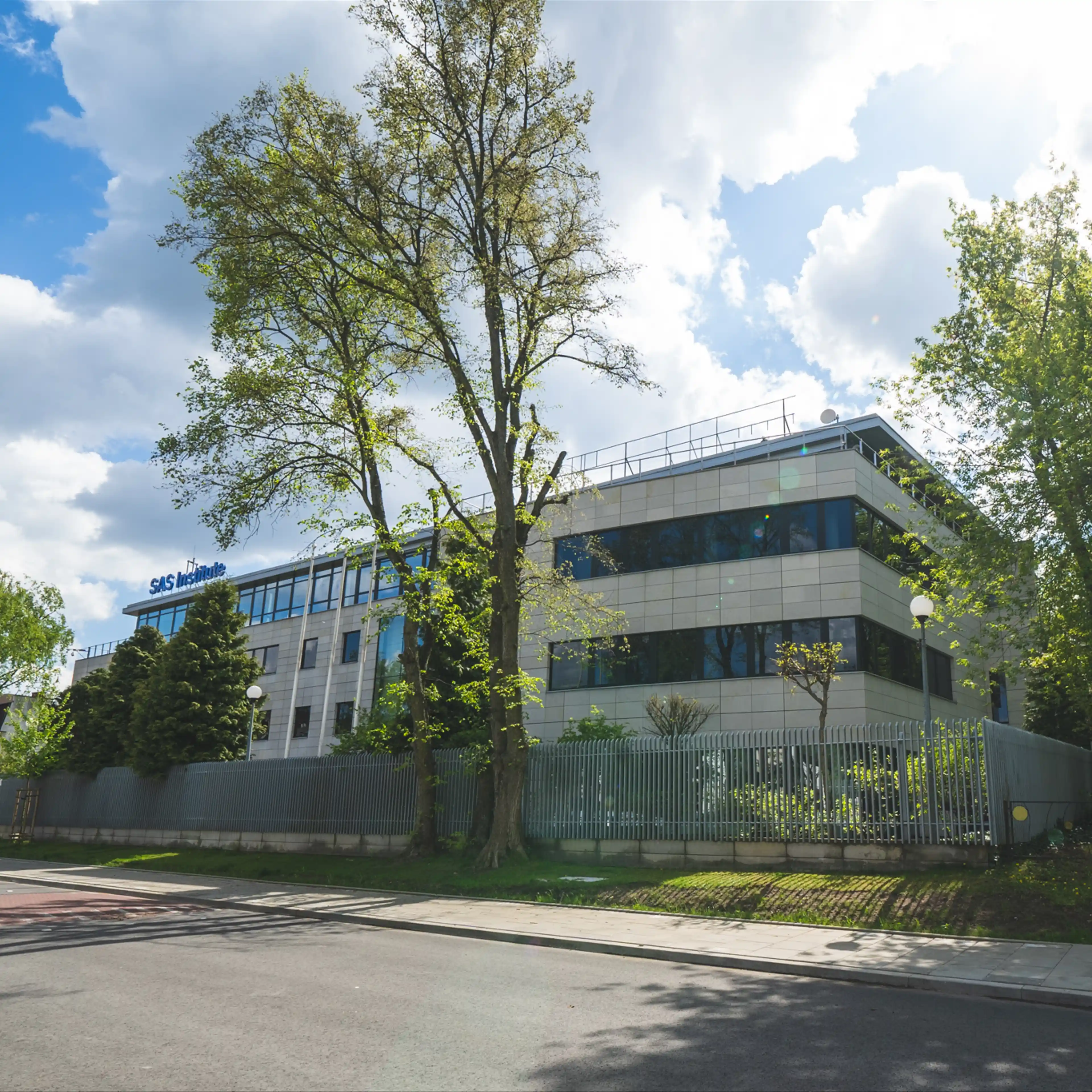 Hector II, Gdańska 27/31, Warsaw, Żoliborz