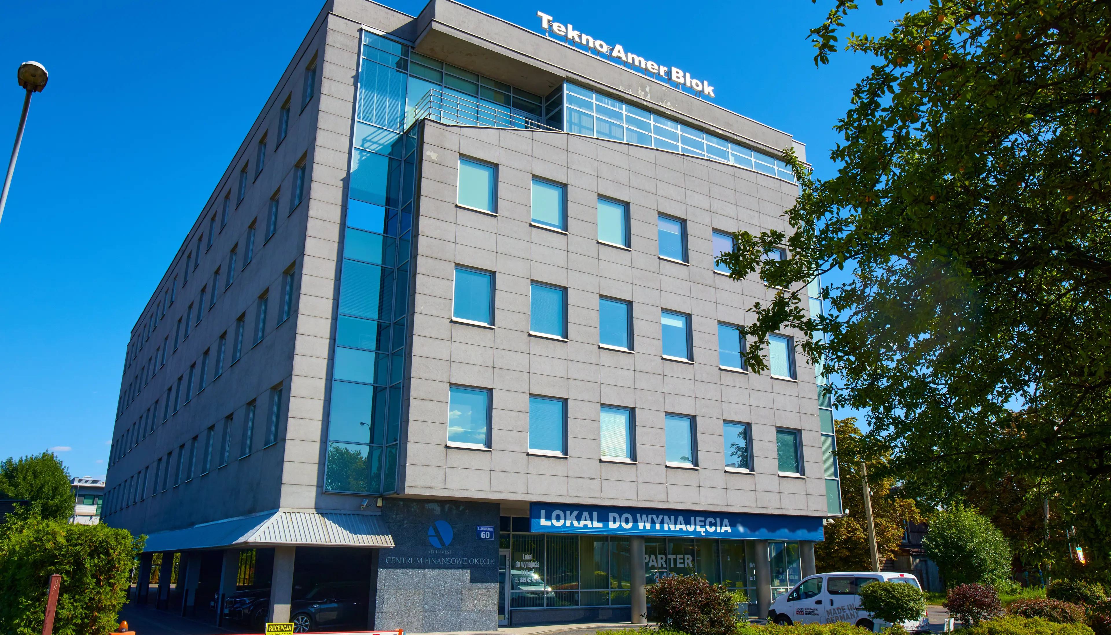 Centrum Finansowe Okęcie, Janka Muzykanta 60, Warszawa, Ochota i Włochy