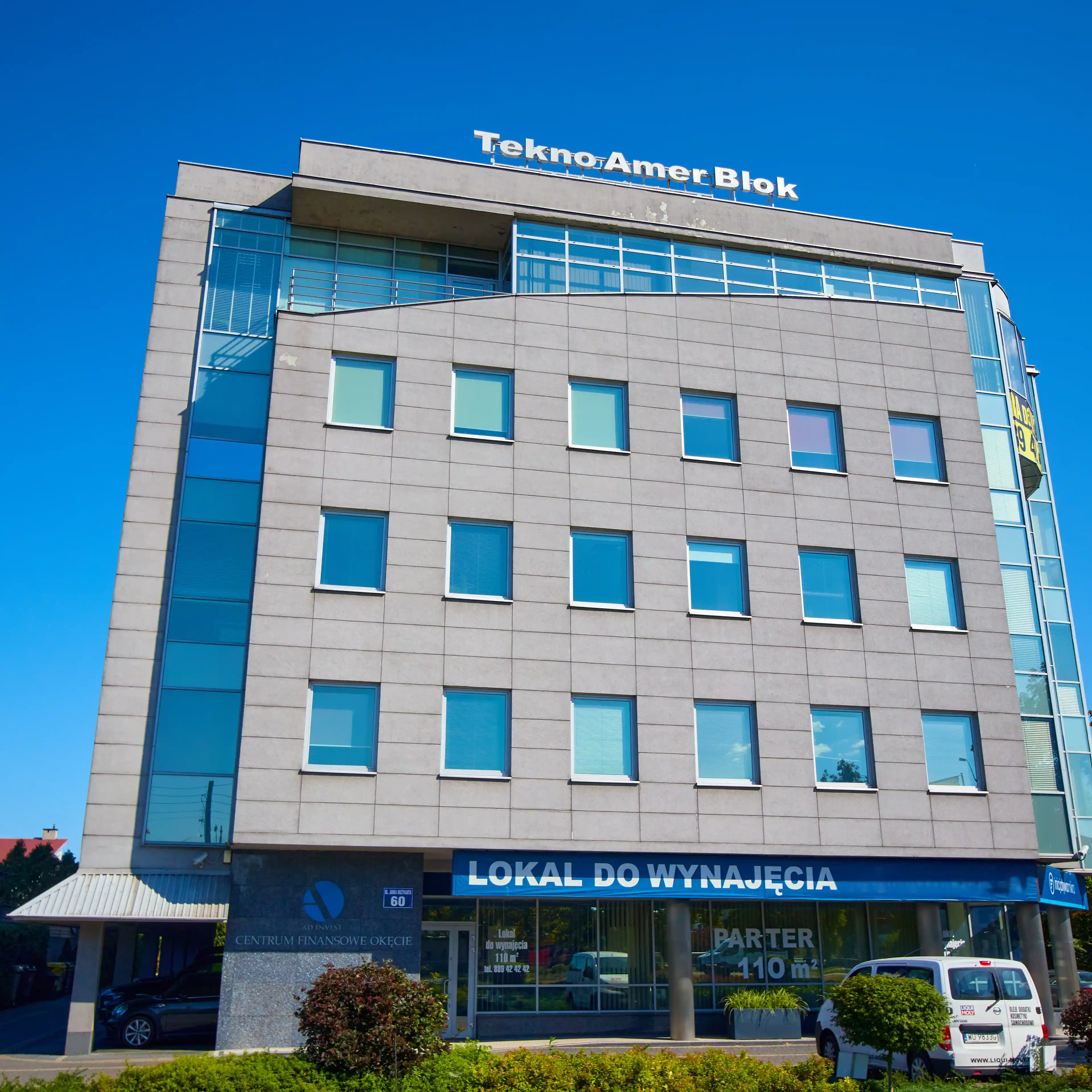 Centrum Finansowe Okęcie, Janka Muzykanta 60, Warszawa, Ochota i Włochy